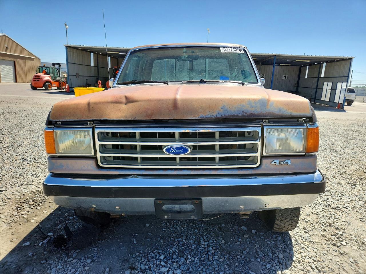 1989 Ford F250 Two Tone vin: 1FTHX26G5KKA32528
