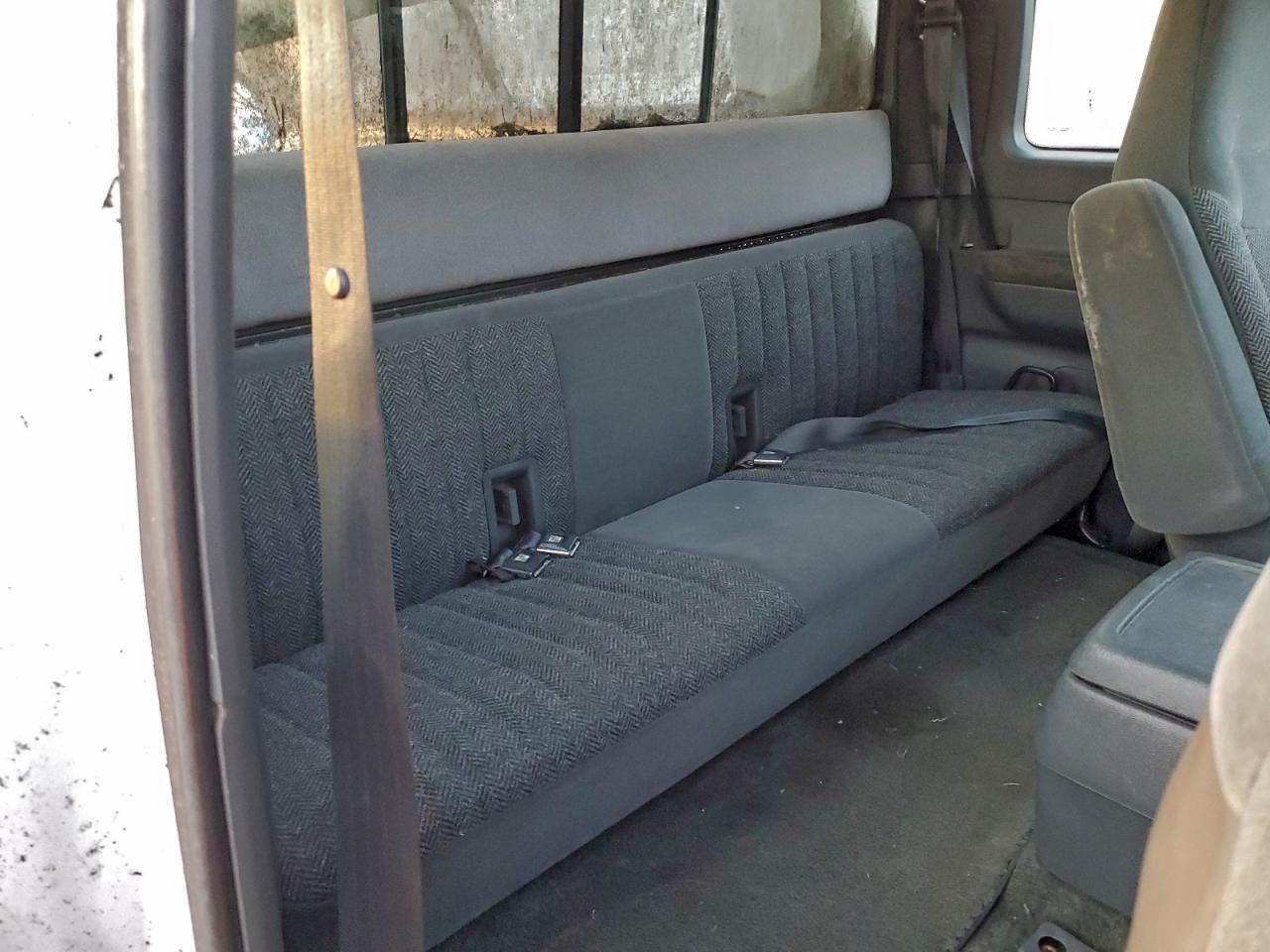 1993 Ford F250 Белый vin: 1FTHX26G5PKA75984