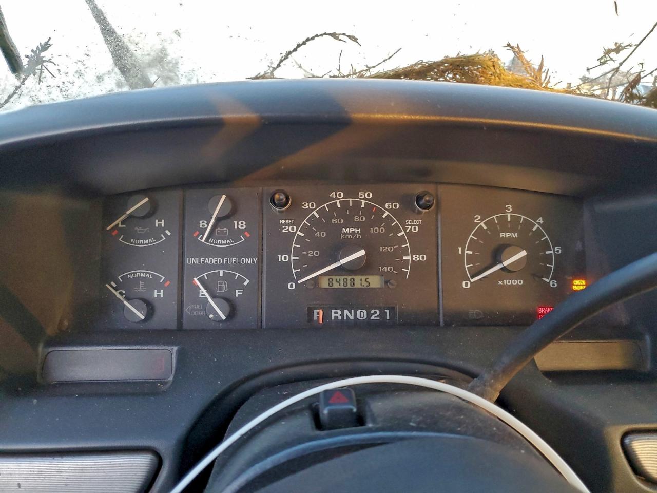 1993 Ford F250 Белый vin: 1FTHX26G5PKA75984