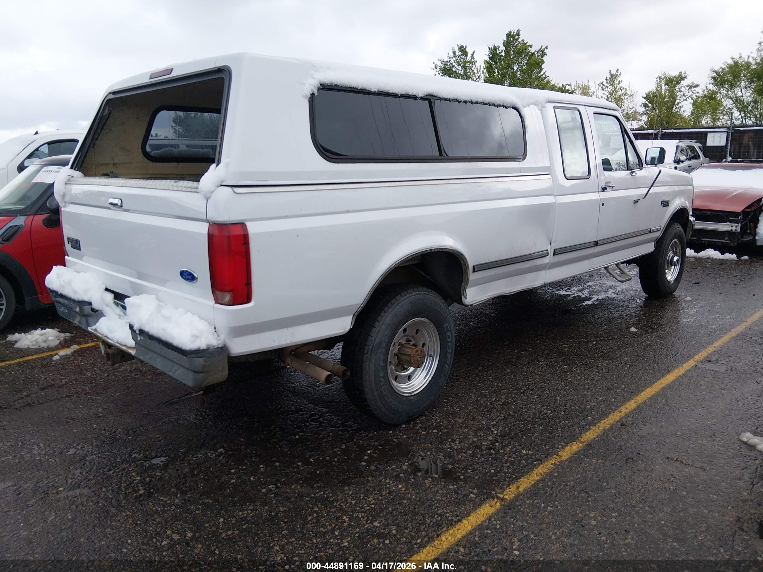 1997 Ford F-250 Xl White vin: 1FTHX26G5VEC30142