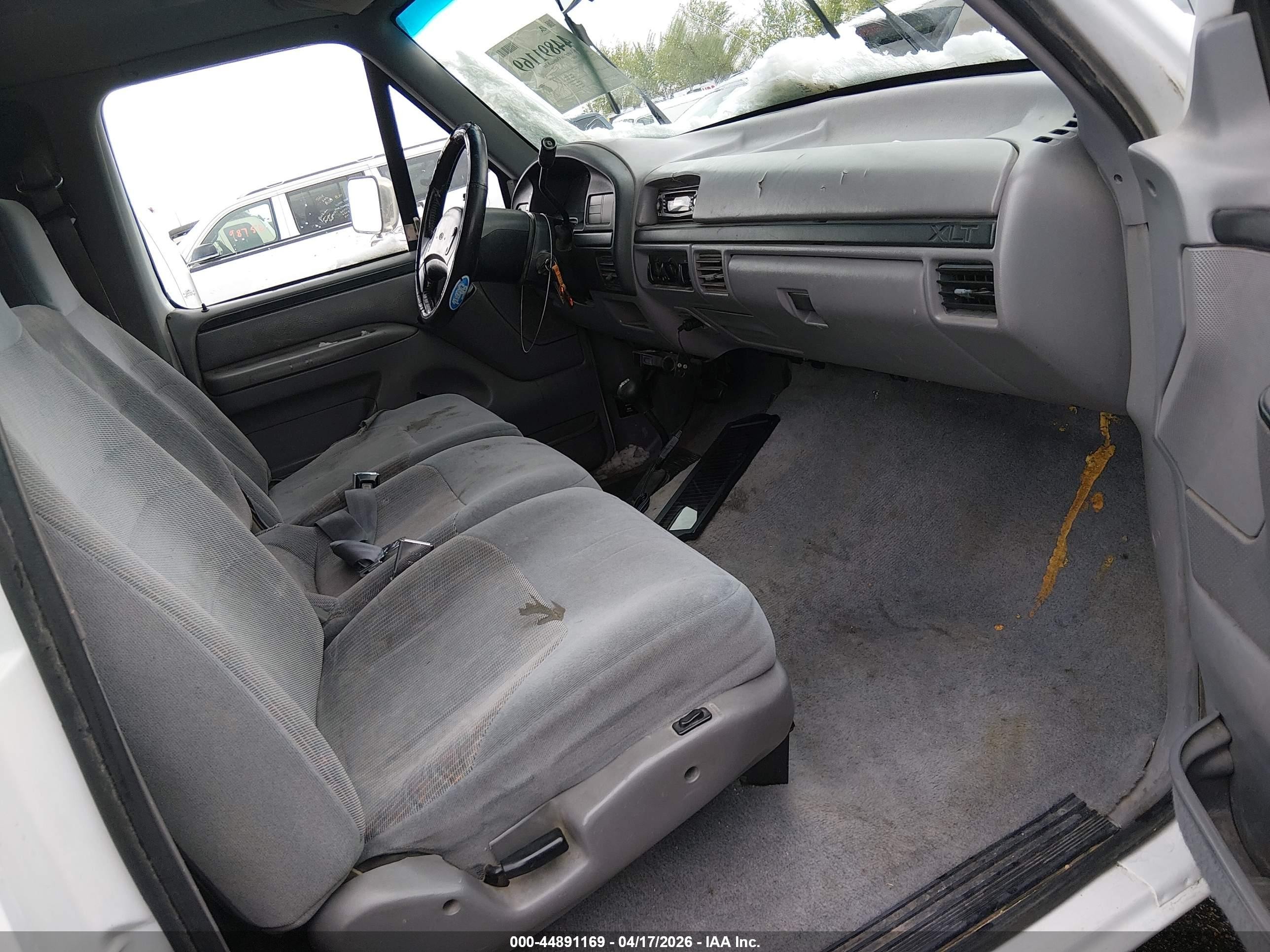 1997 Ford F-250 Xl White vin: 1FTHX26G5VEC30142