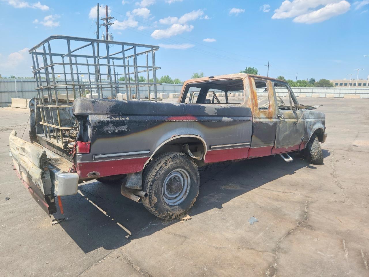 1992 Ford F250 Burn vin: 1FTHX26G6NKA00854