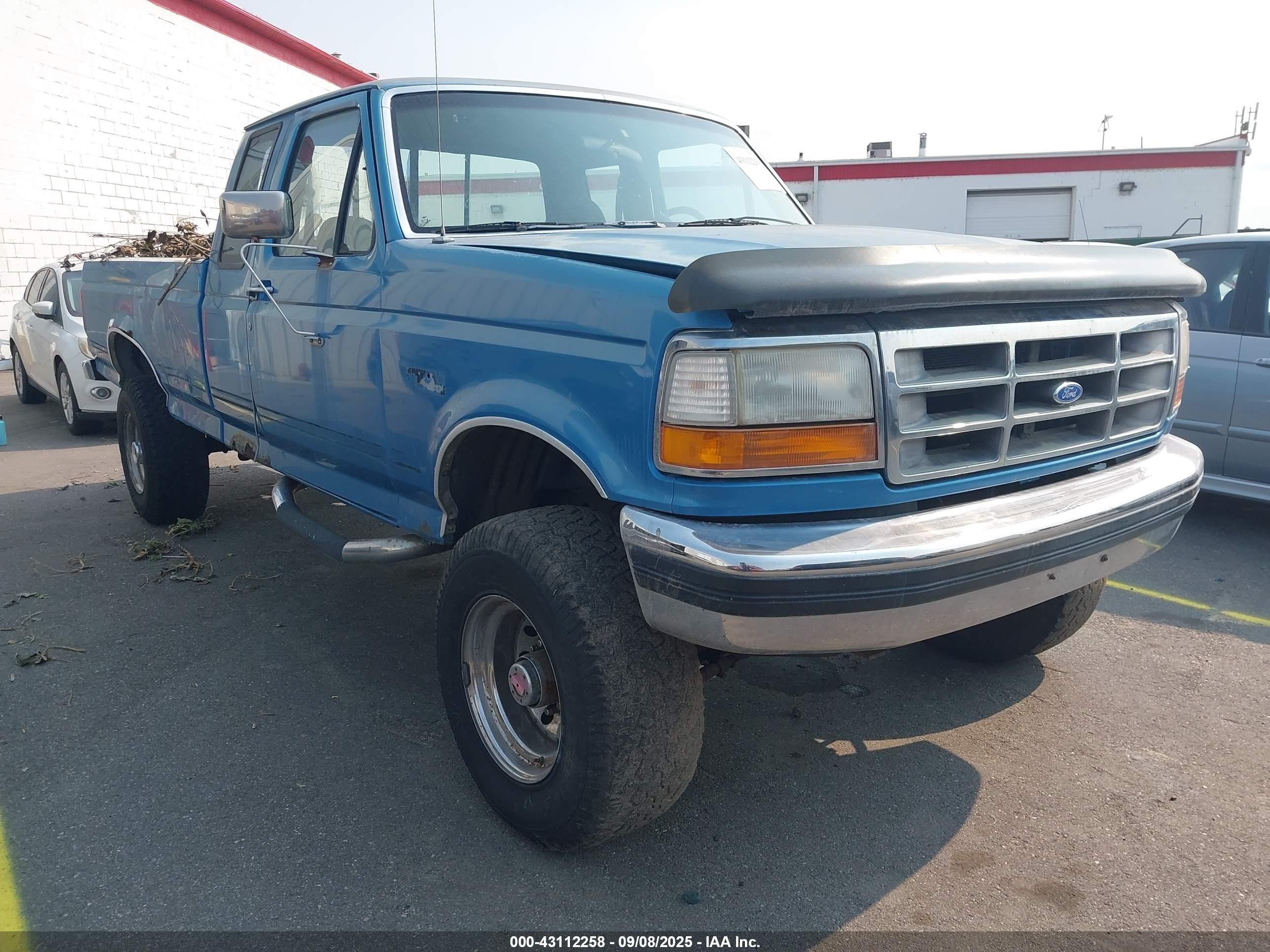 1993 Ford F250   Blue vin: 1FTHX26G6PKA52231