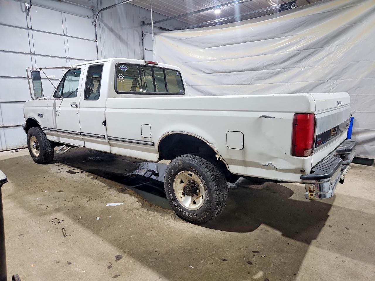 1996 Ford F250 White vin: 1FTHX26G6TEB52922
