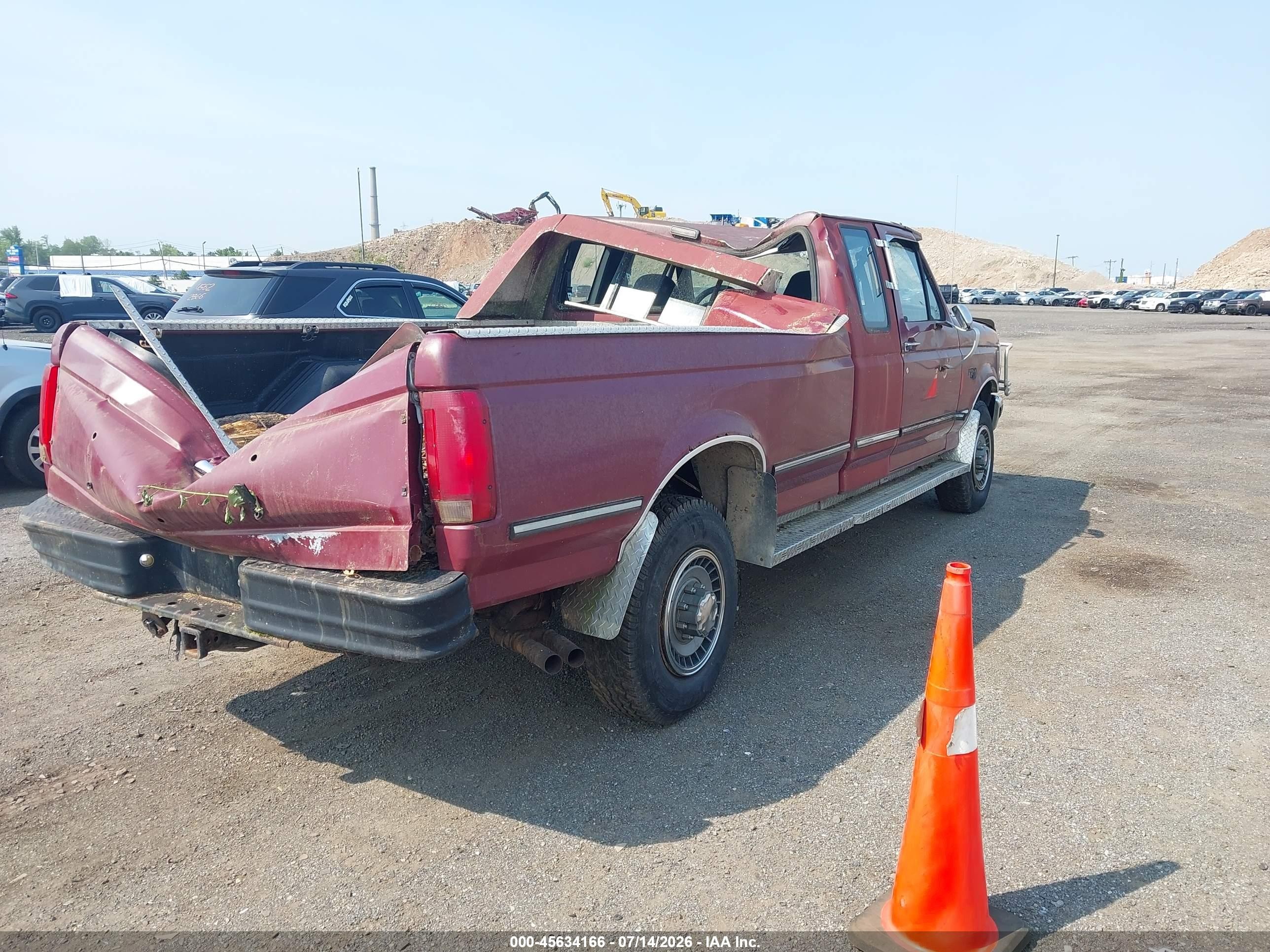 1993 Ford F250   Красный vin: 1FTHX26G8PKB78171