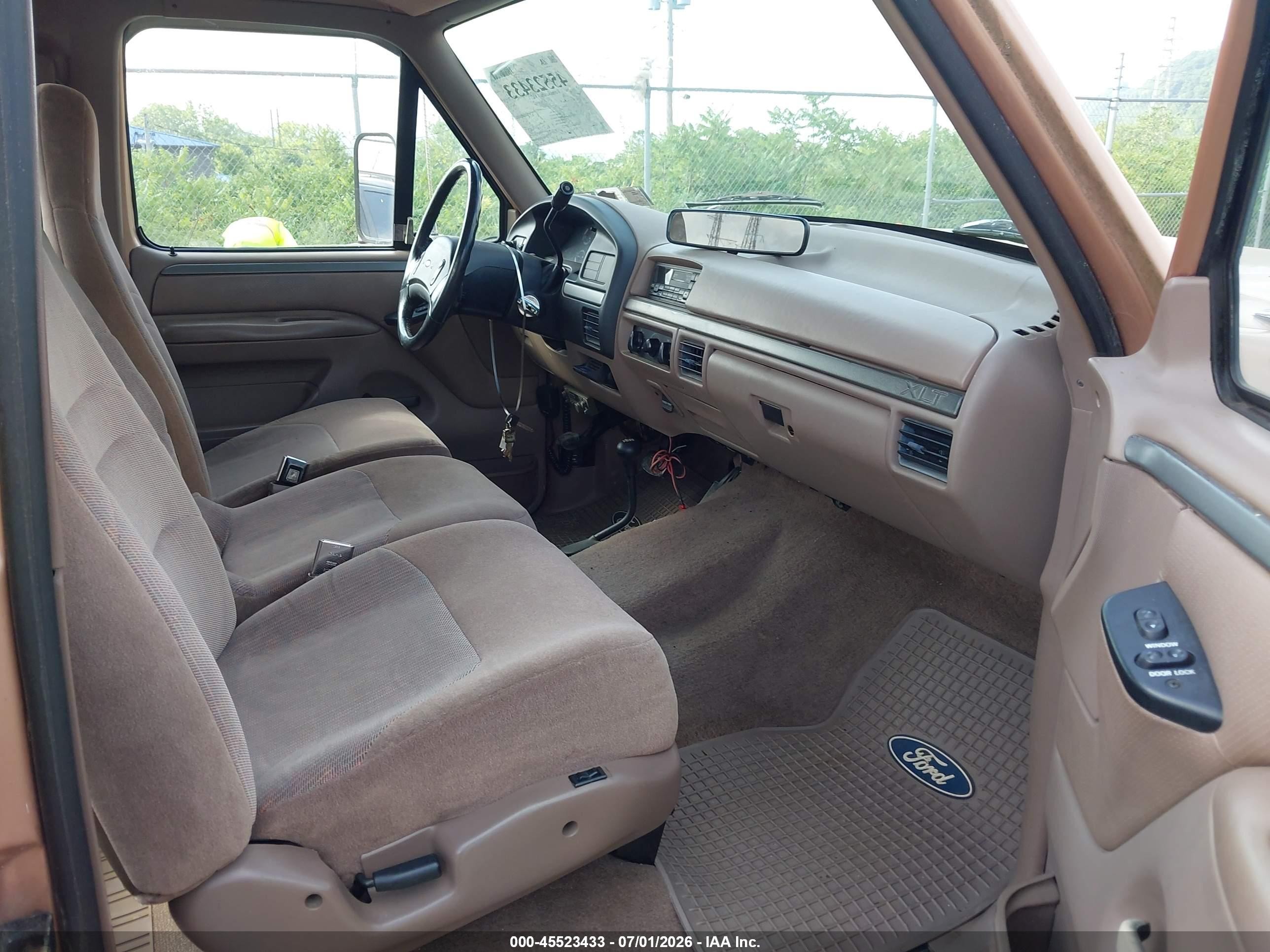 1994 Ford F250   Brown vin: 1FTHX26G8RKA64786