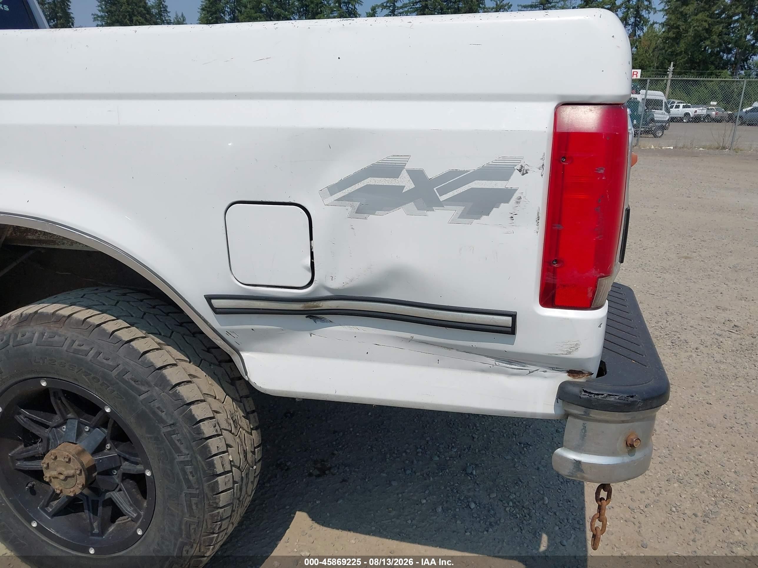 1995 Ford F250 Белый vin: 1FTHX26GXSKA39751