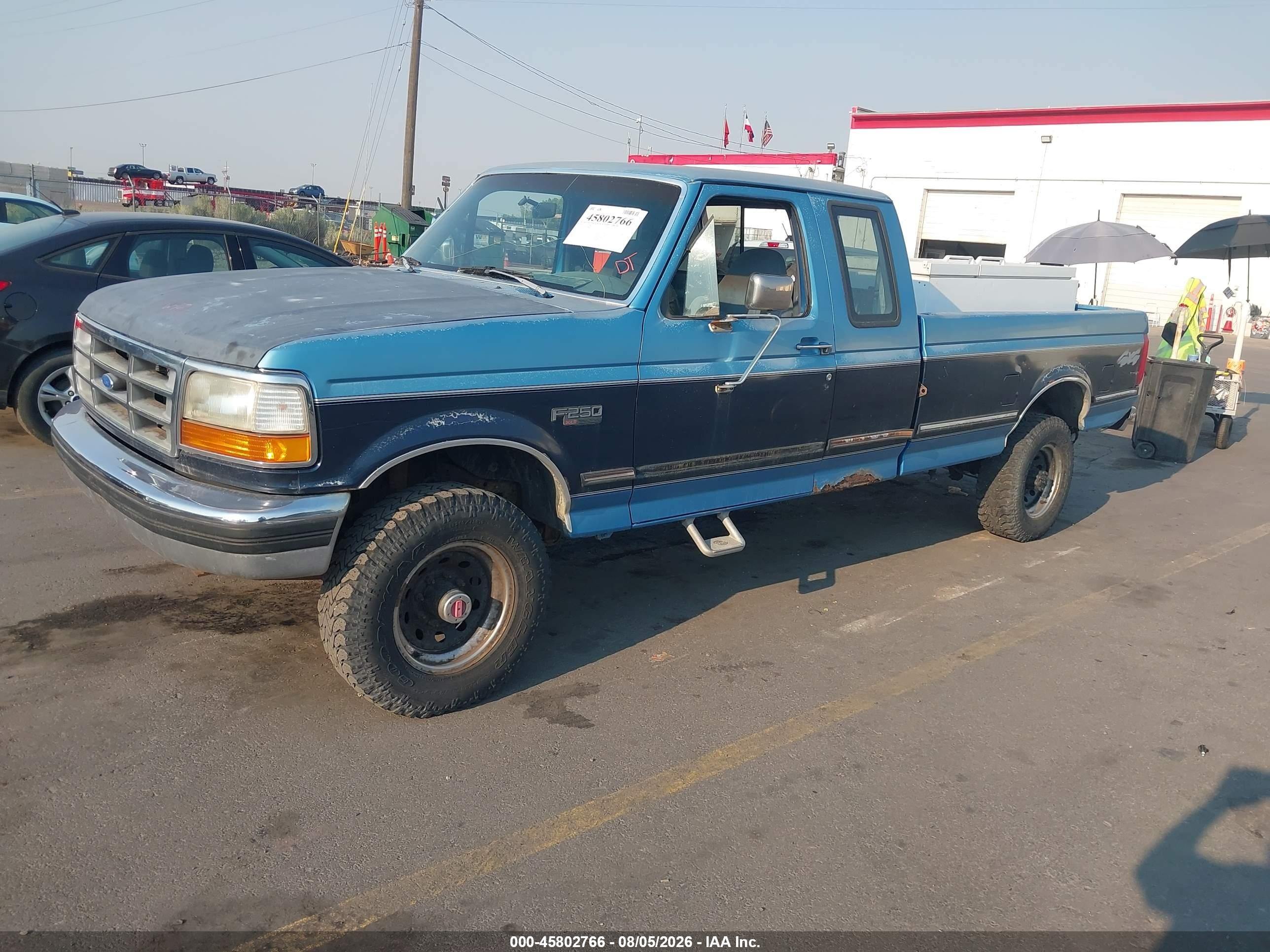 1993 Ford F250   Blue vin: 1FTHX26H3PKB66132