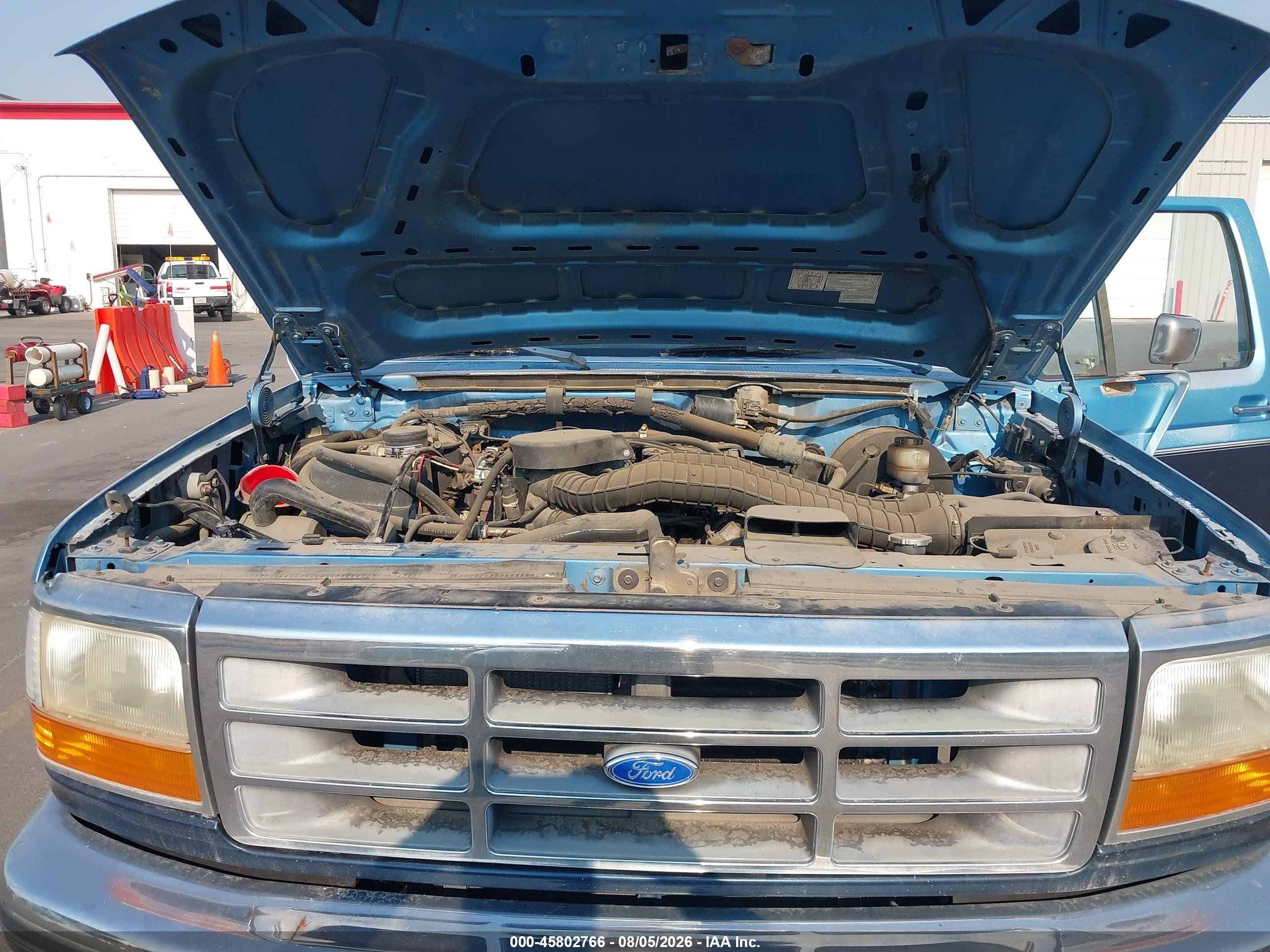 1993 Ford F250   Blue vin: 1FTHX26H3PKB66132