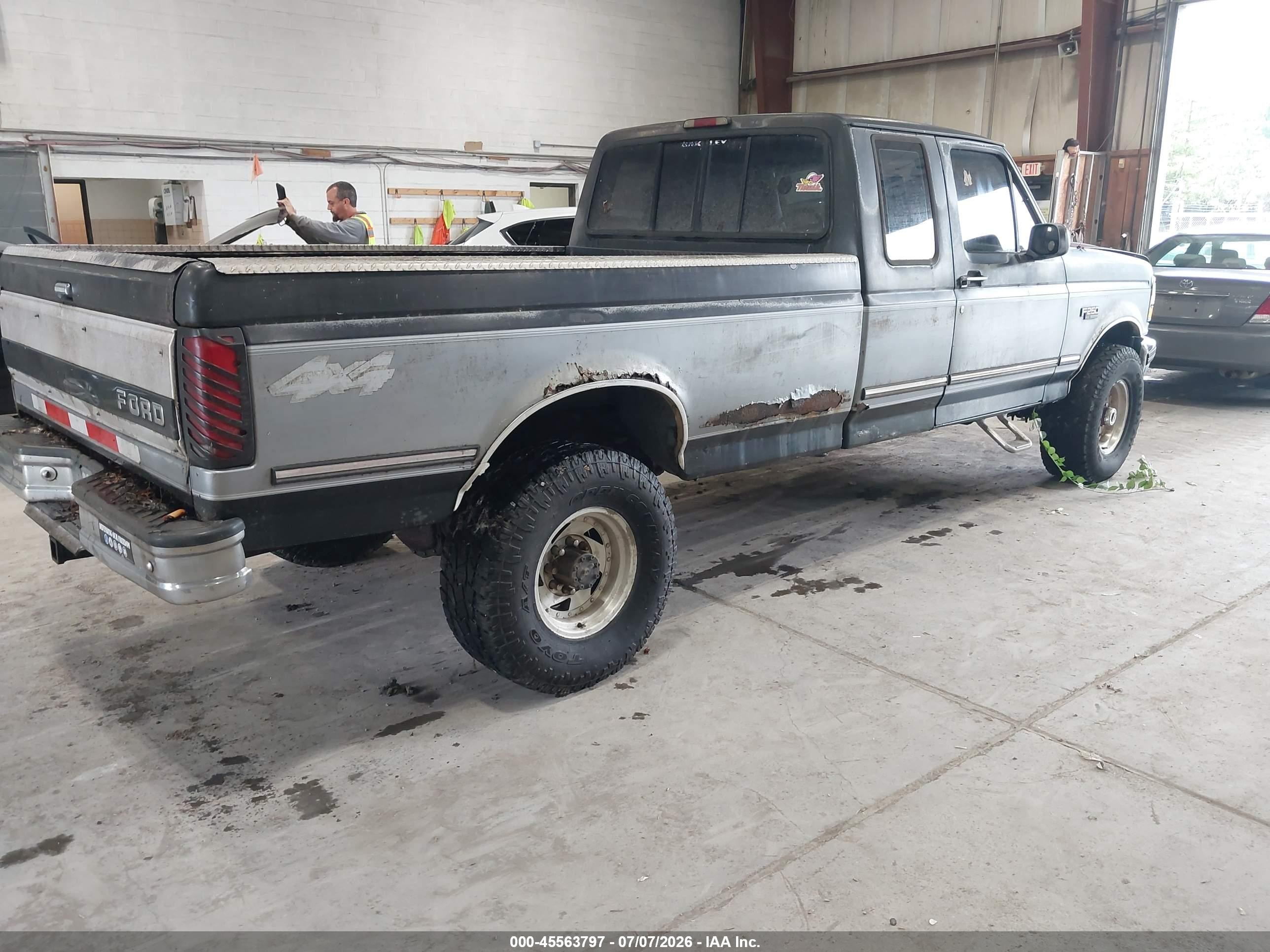 1994 Ford F250   Gray vin: 1FTHX26H8RKA17606
