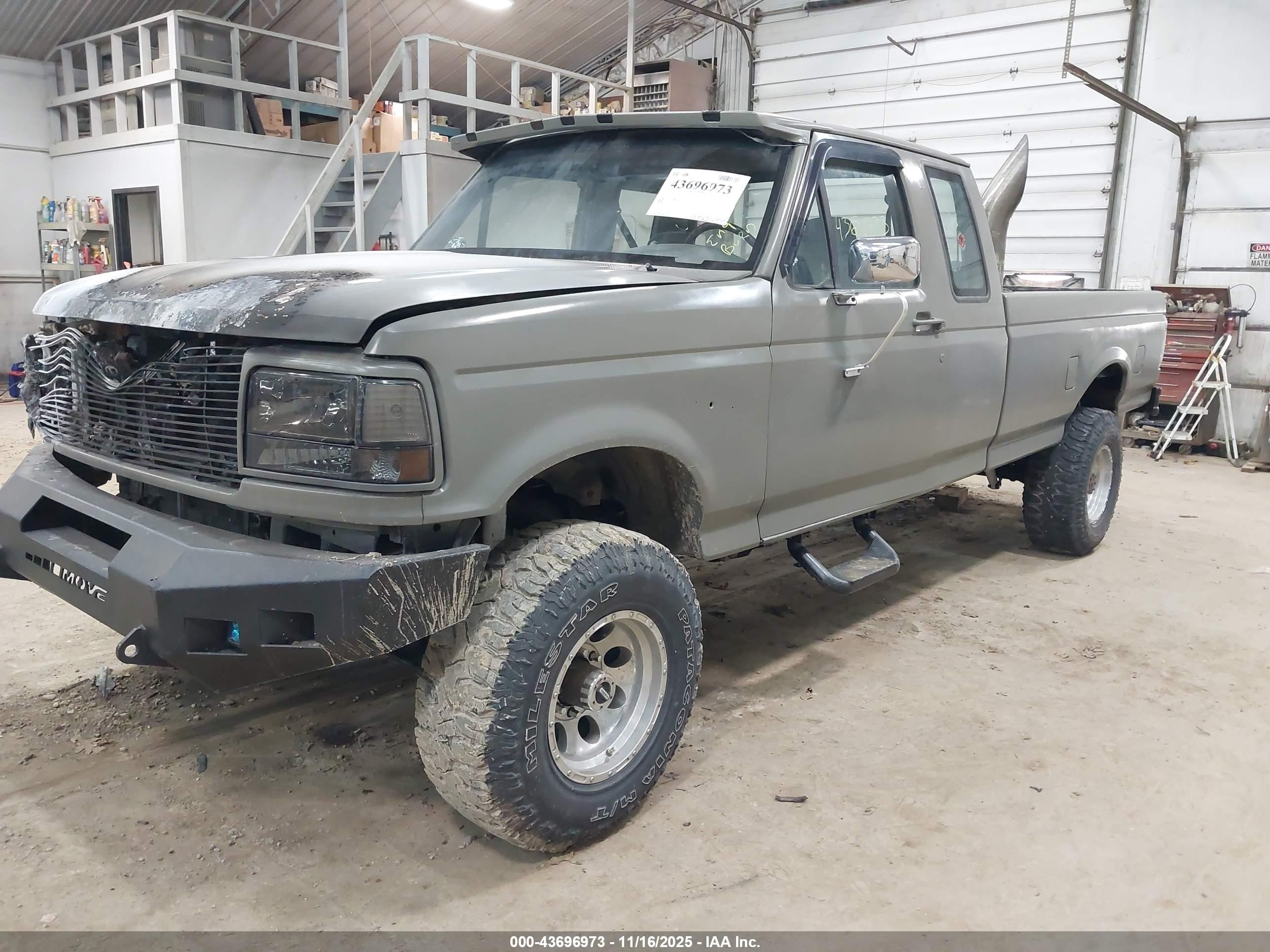 1993 Ford F250   Gray vin: 1FTHX26M5PKA65476