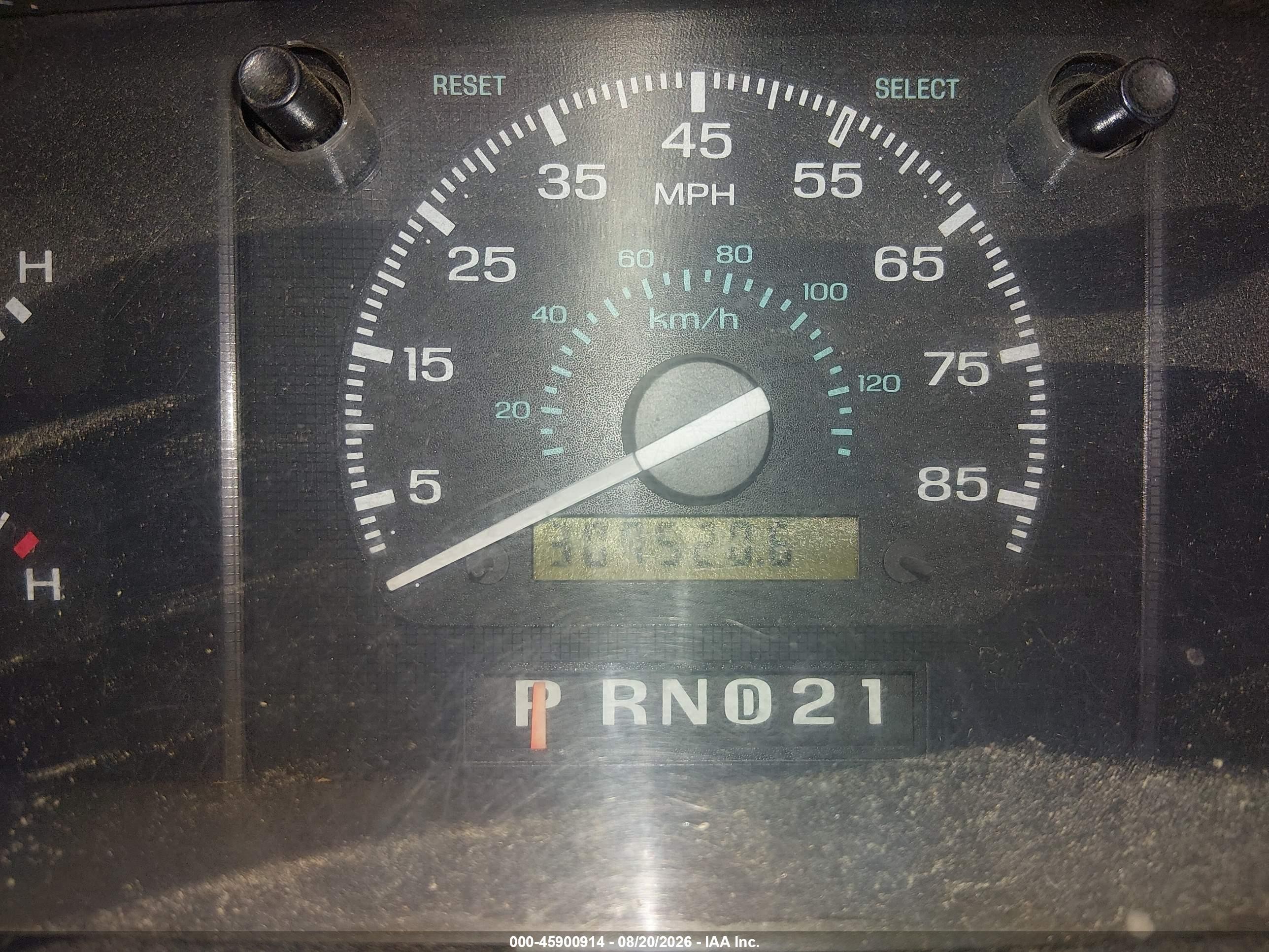 1996 Ford Econoline E350 Van White vin: 1FTJE34F6THA05635