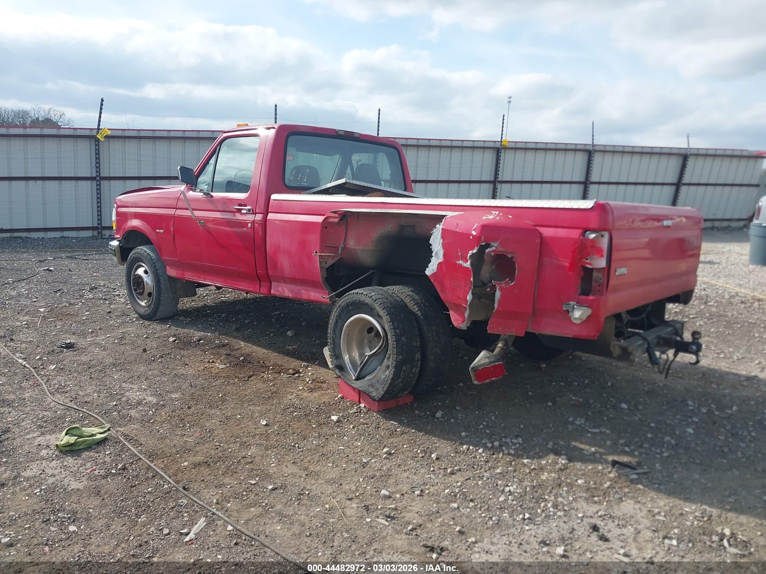1995 Ford F350   Red vin: 1FTJF35F8SNA50118