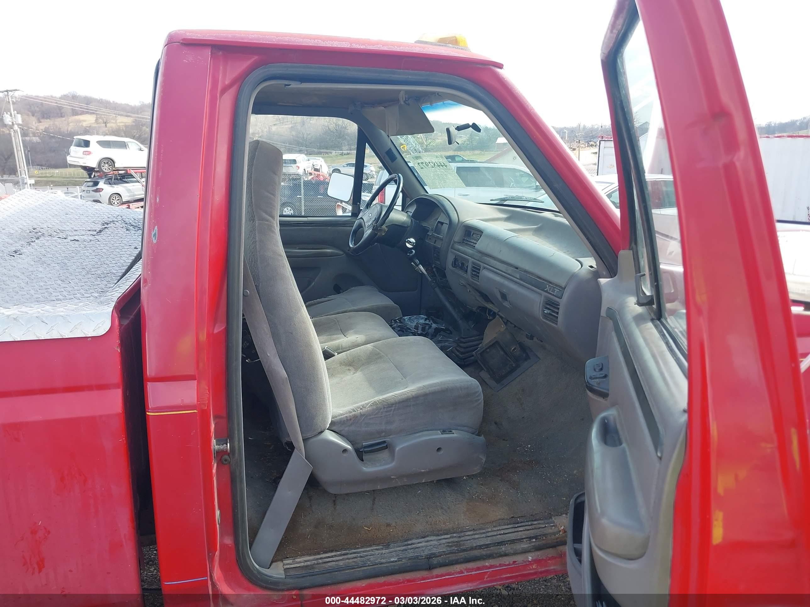 1995 Ford F350   Red vin: 1FTJF35F8SNA50118