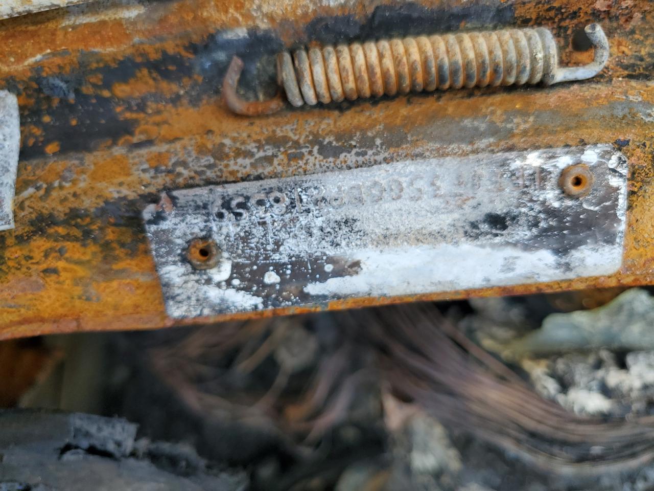 1981 Ford F350 Burn vin: 1FTJF35G6BPA18359
