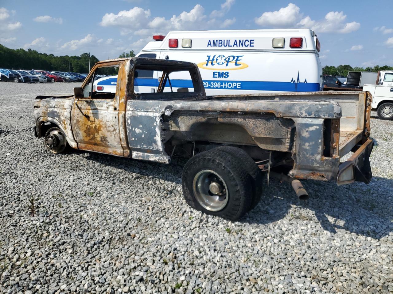 1981 Ford F350 Burn vin: 1FTJF35G6BPA18359