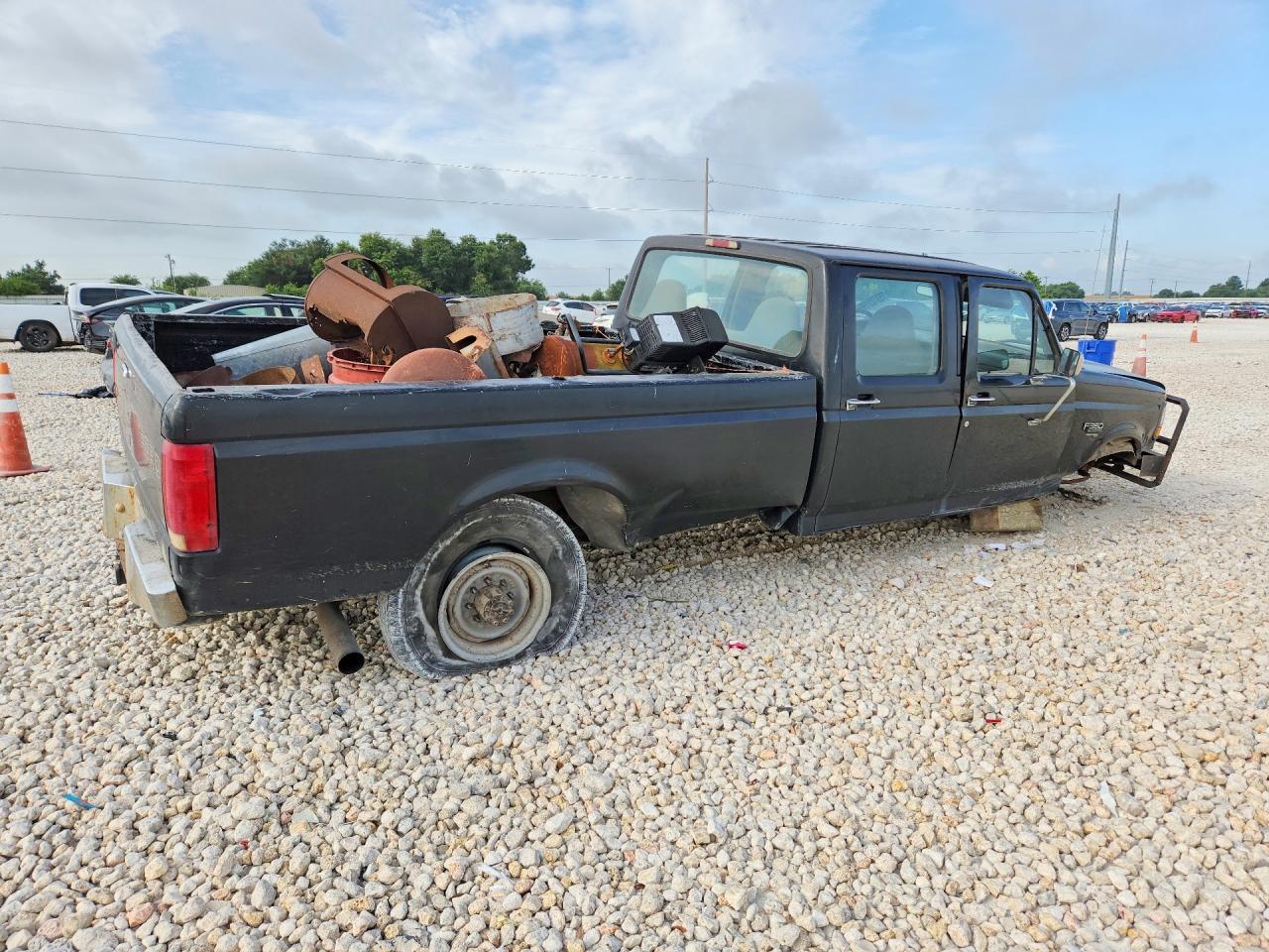 1995 Ford F350 Black vin: 1FTJW35F0SEA71304