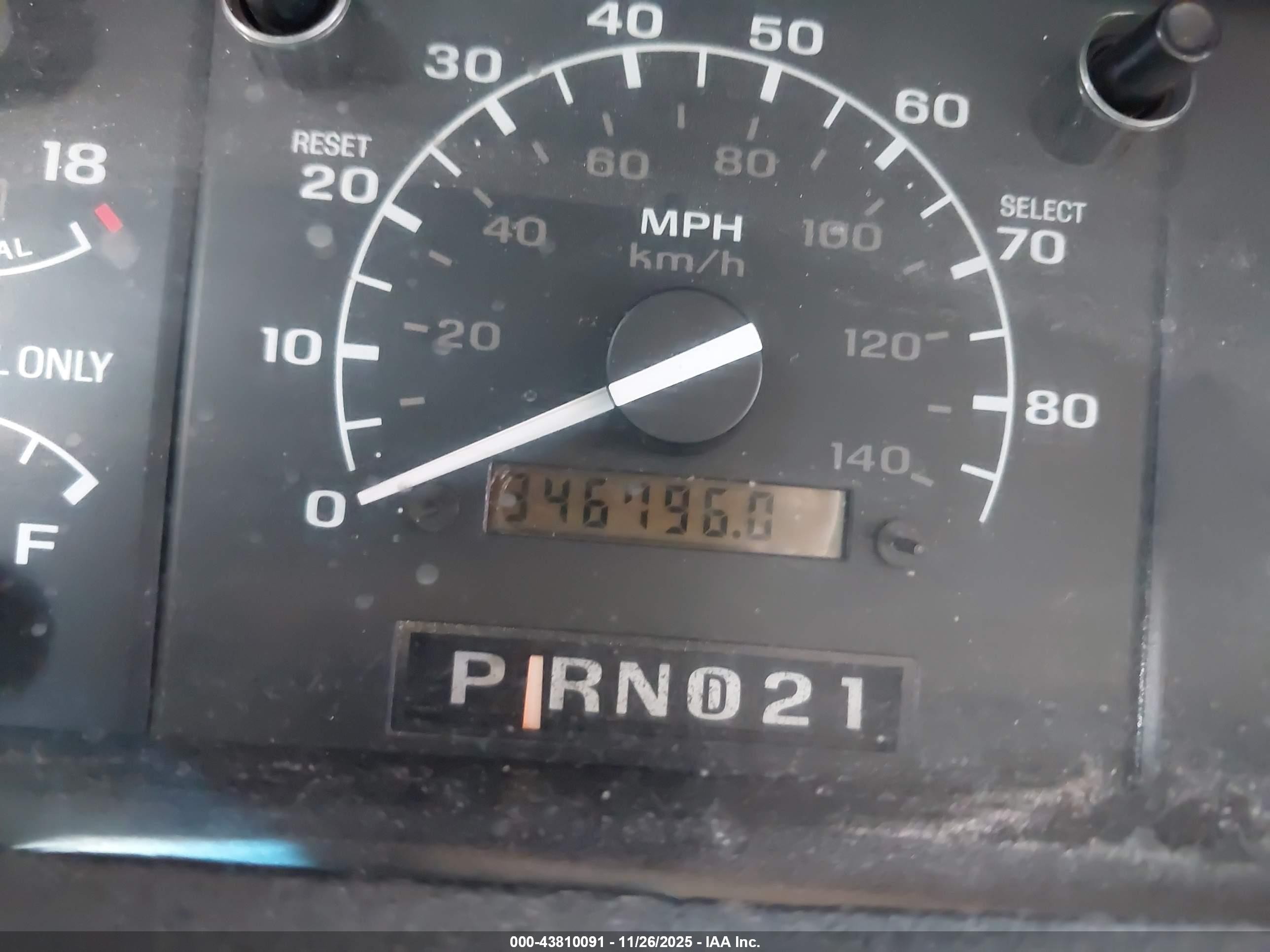 1995 Ford F350   Белый vin: 1FTJW35F1SEA71098