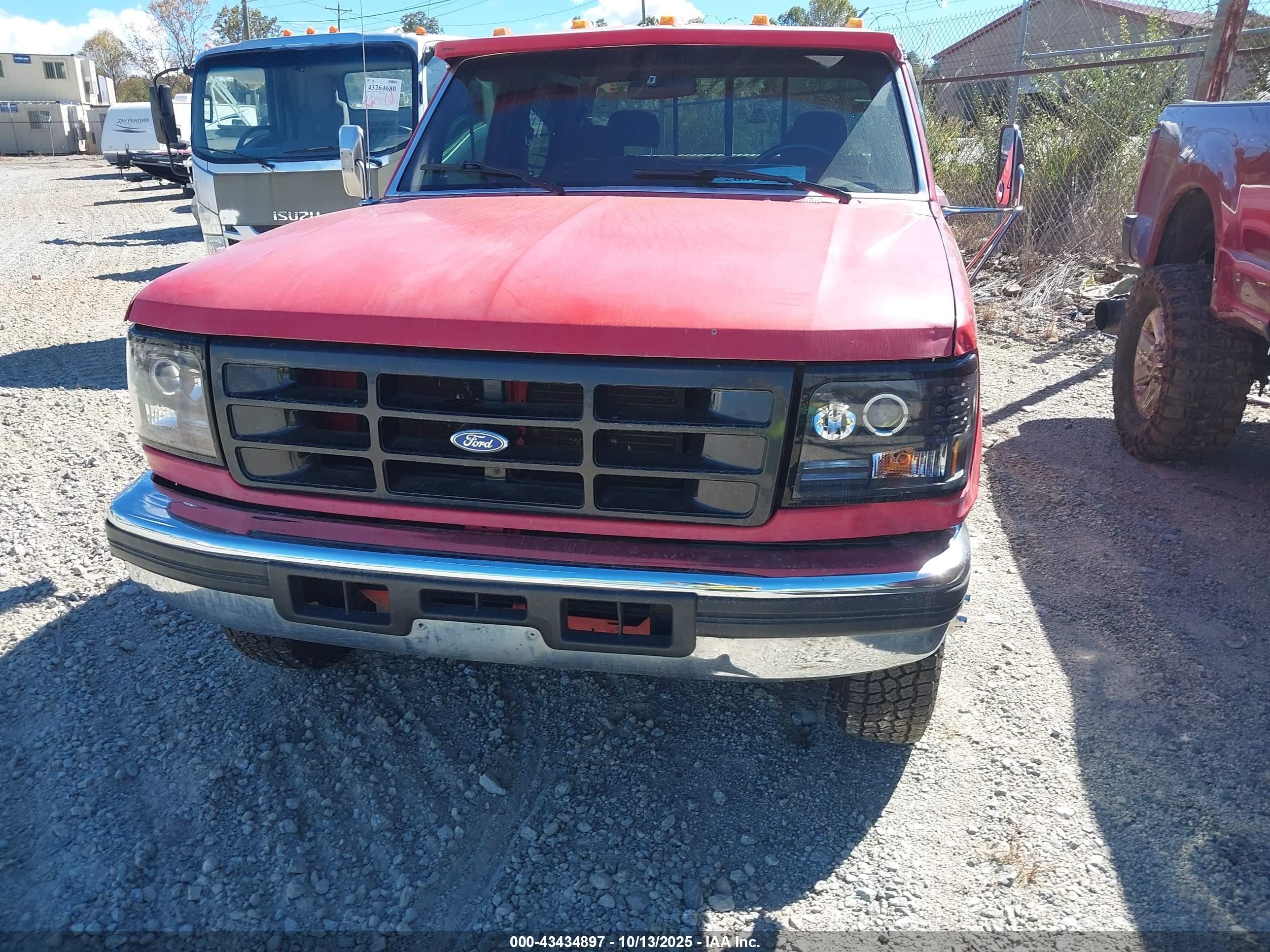 1995 Ford F350   Red vin: 1FTJW35F2SEA11220
