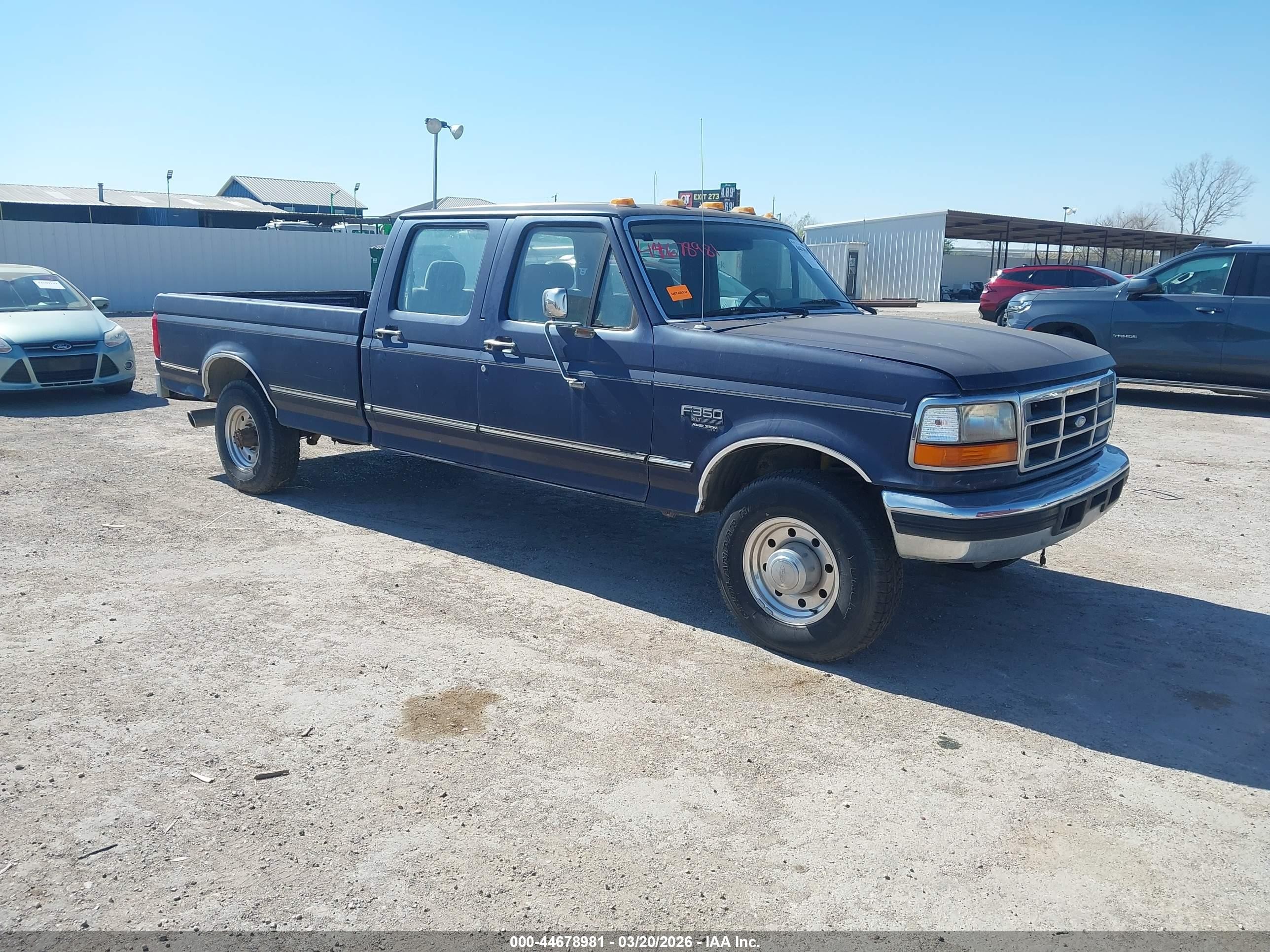 1995 Ford F350   Blue vin: 1FTJW35F2SEA26414