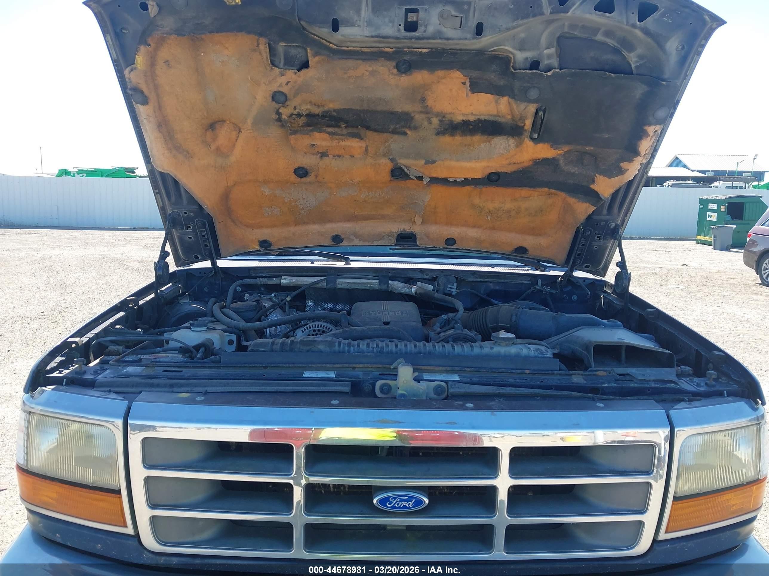 1995 Ford F350   Blue vin: 1FTJW35F2SEA26414