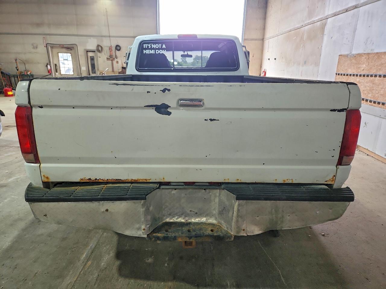 1996 Ford F350 White vin: 1FTJW35F3TEB52489