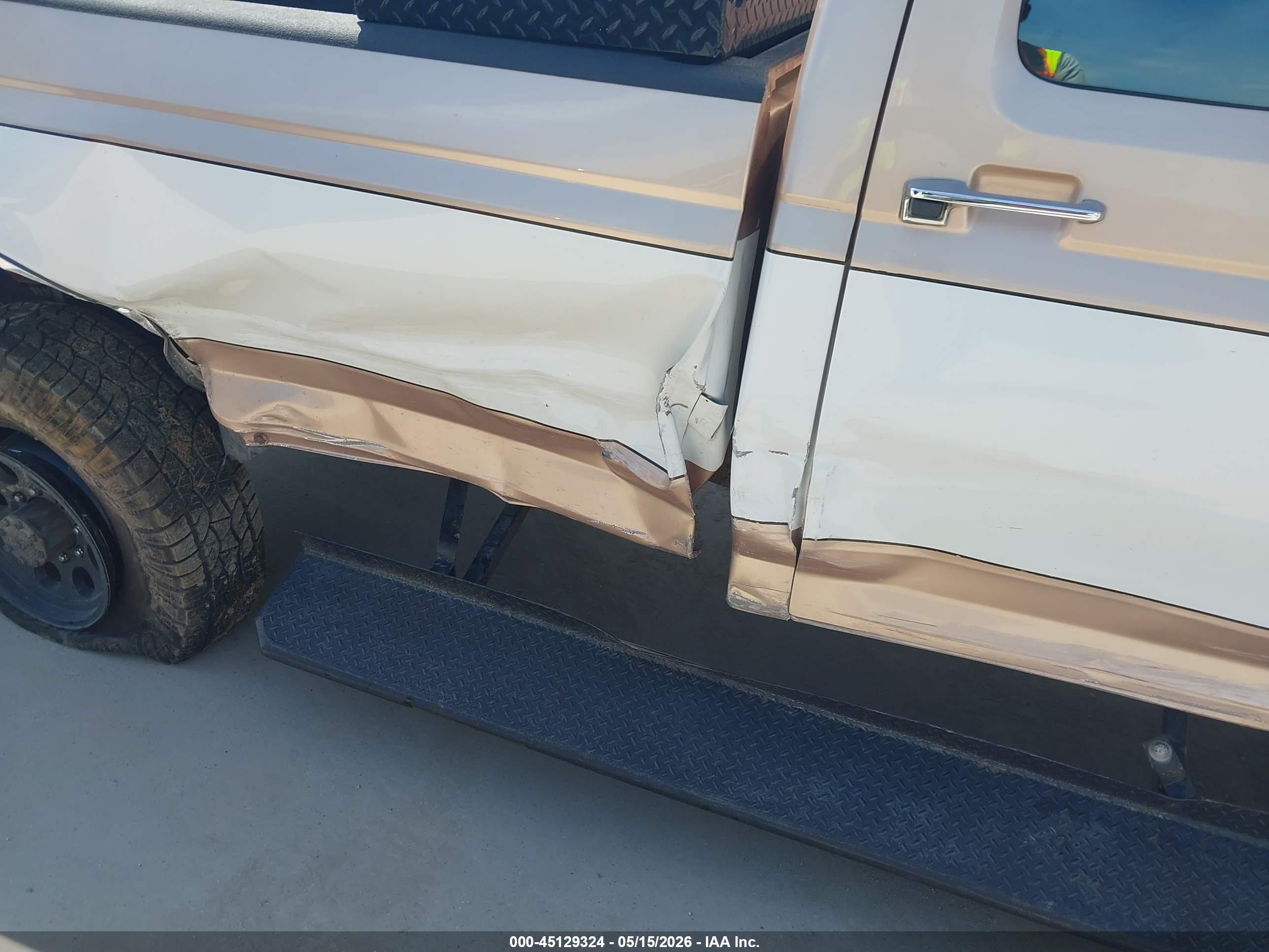 1997 Ford F-350 Xl Beige vin: 1FTJW35F3VEC70738