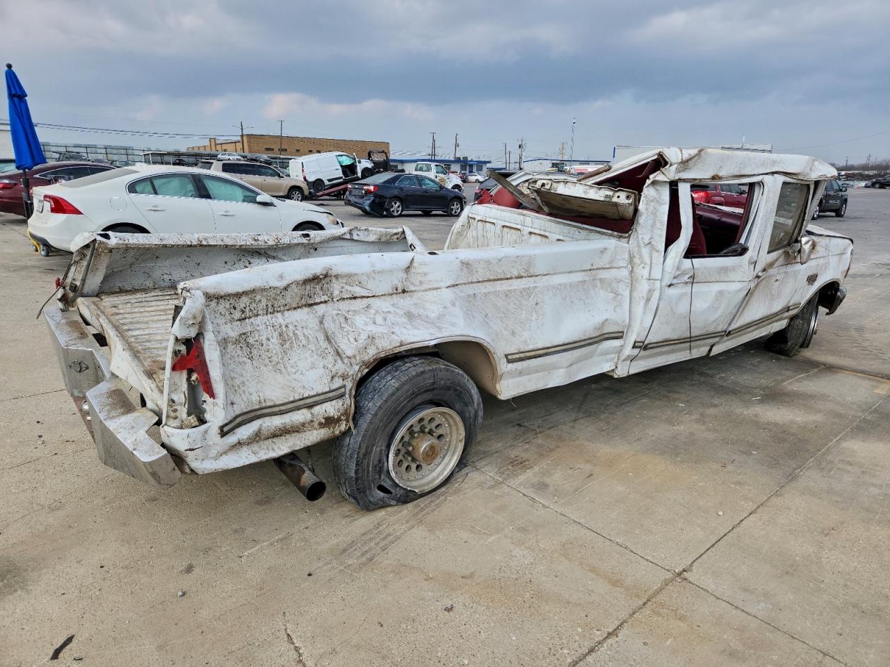 1995 Ford F350 White vin: 1FTJW35F4SEA37964