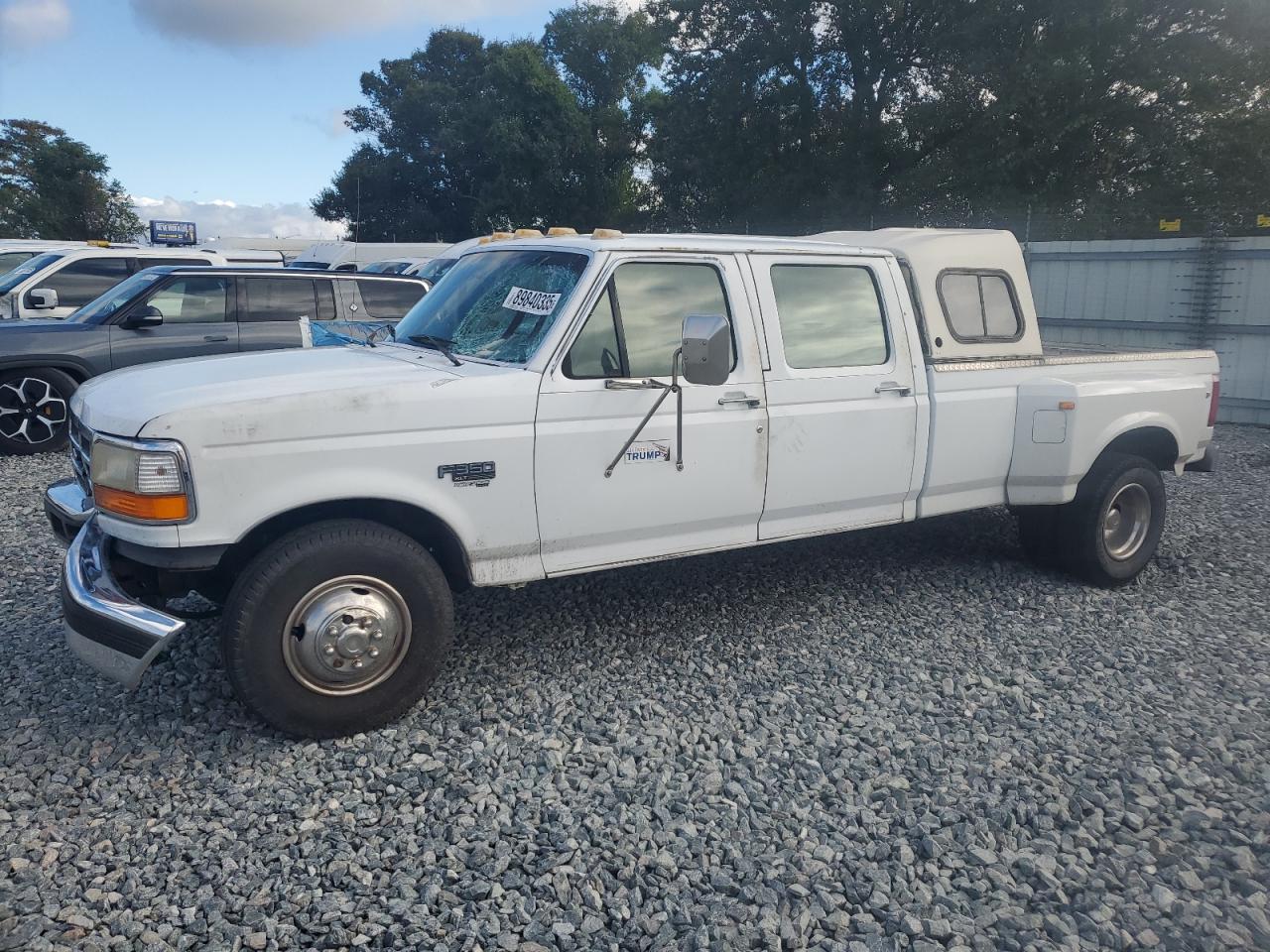 1995 Ford F350 White vin: 1FTJW35F6SEA34015