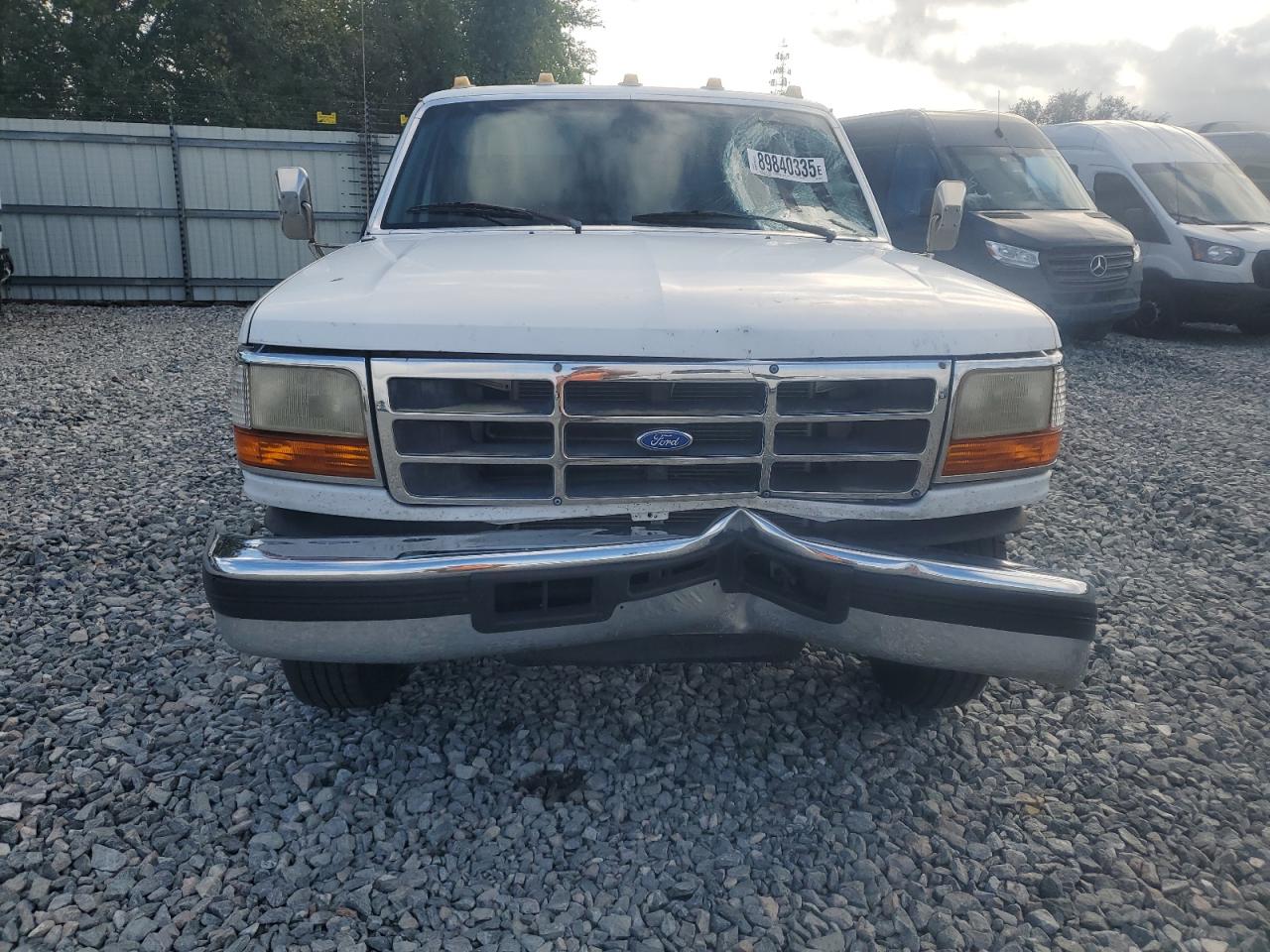 1995 Ford F350 White vin: 1FTJW35F6SEA34015