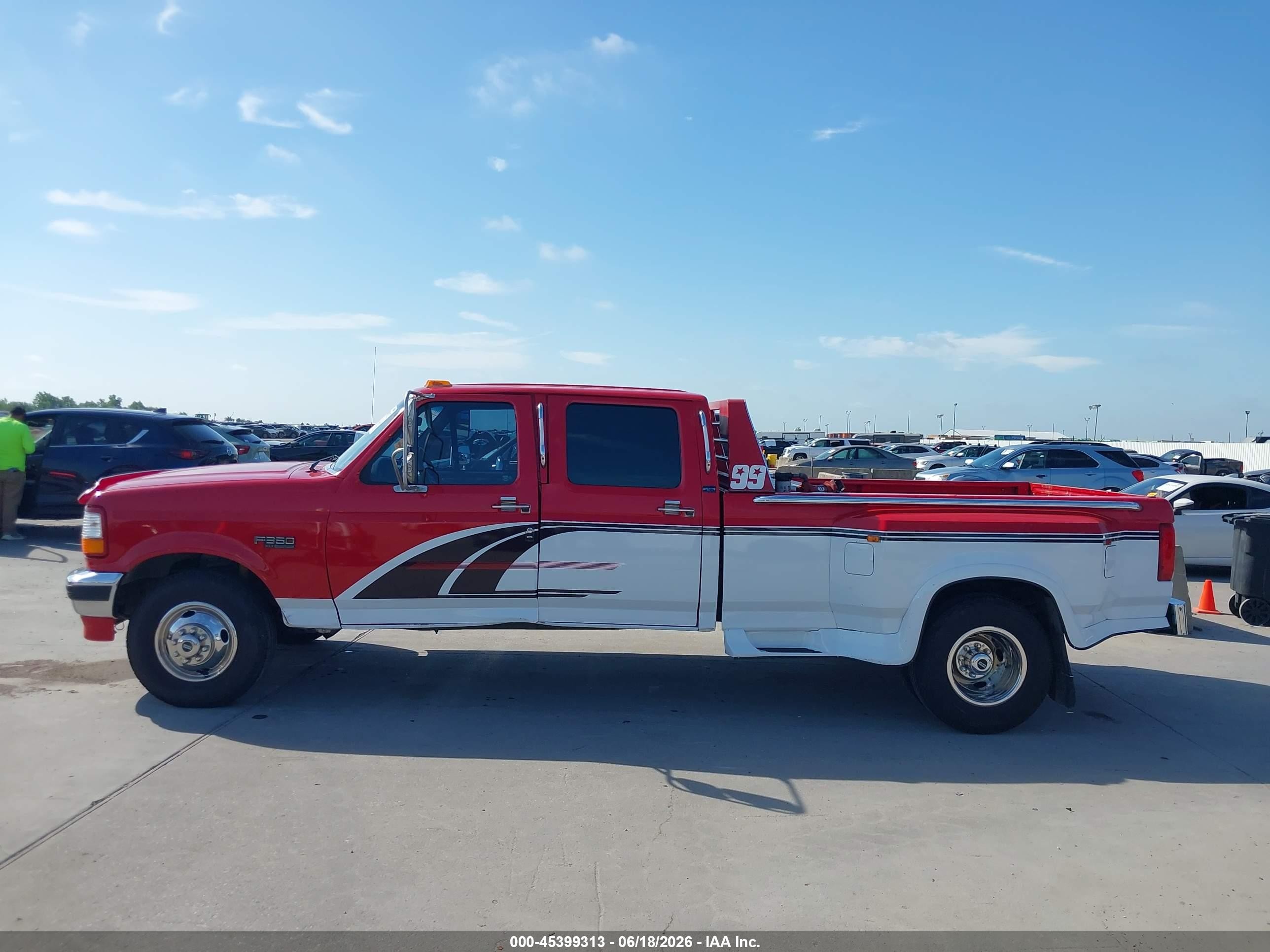 1997 Ford F-350 Xl Red vin: 1FTJW35F8VEA70583