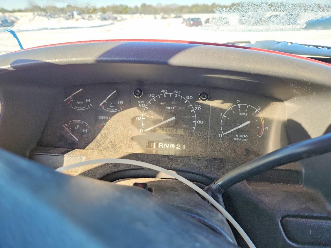 1997 Ford F350 Красный vin: 1FTJW35FXVEB78090