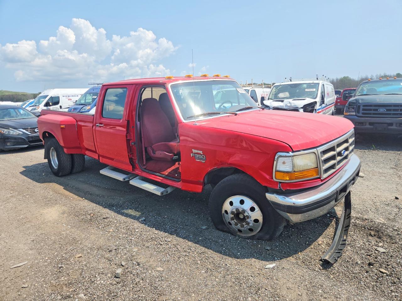 1997 Ford F350 Красный vin: 1FTJW35FXVEB78090