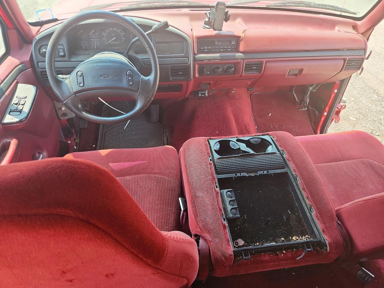 1997 Ford F350 Красный vin: 1FTJW35FXVEB78090