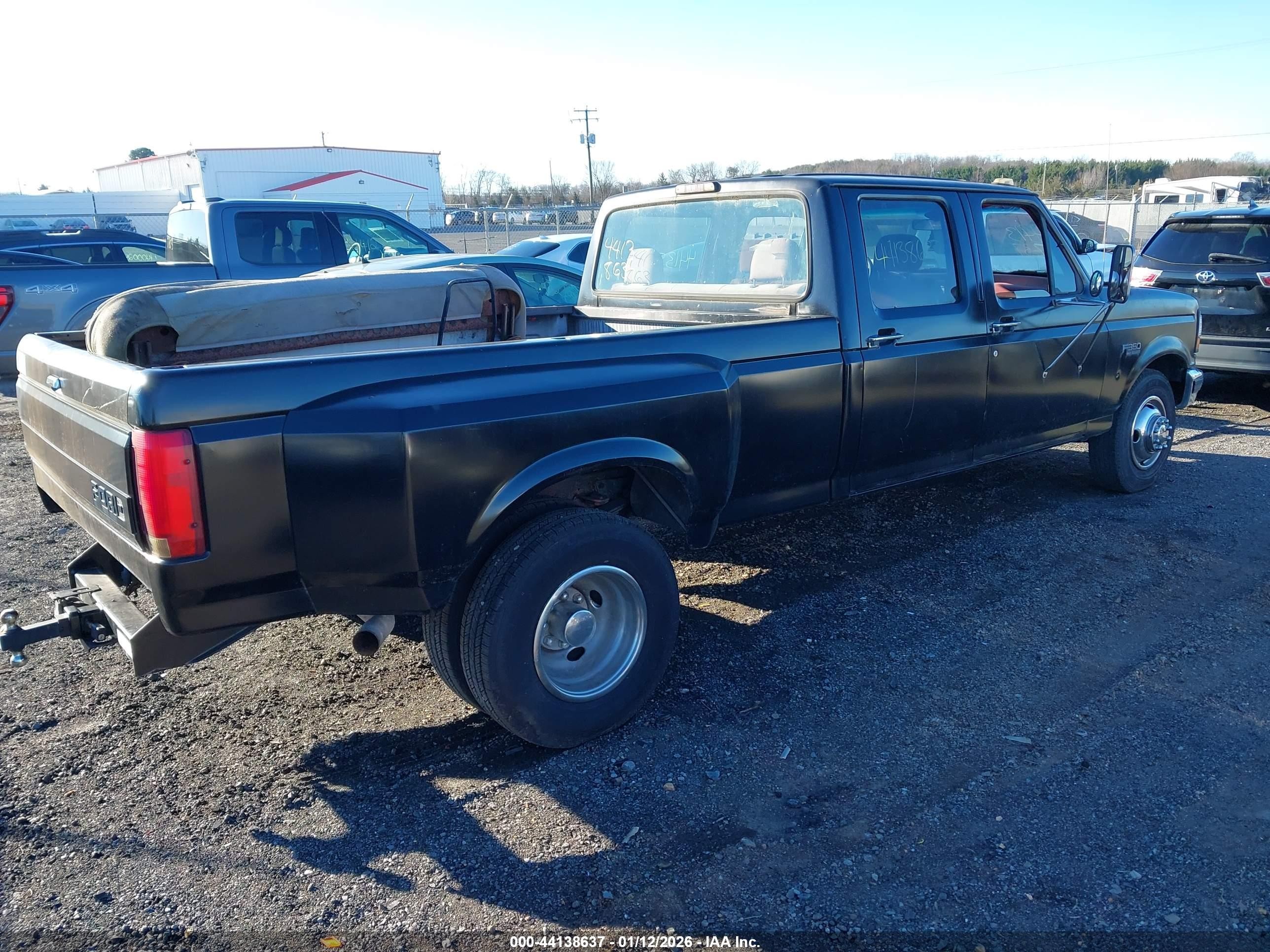 1995 Ford F350   Black vin: 1FTJW35GXSEA01771