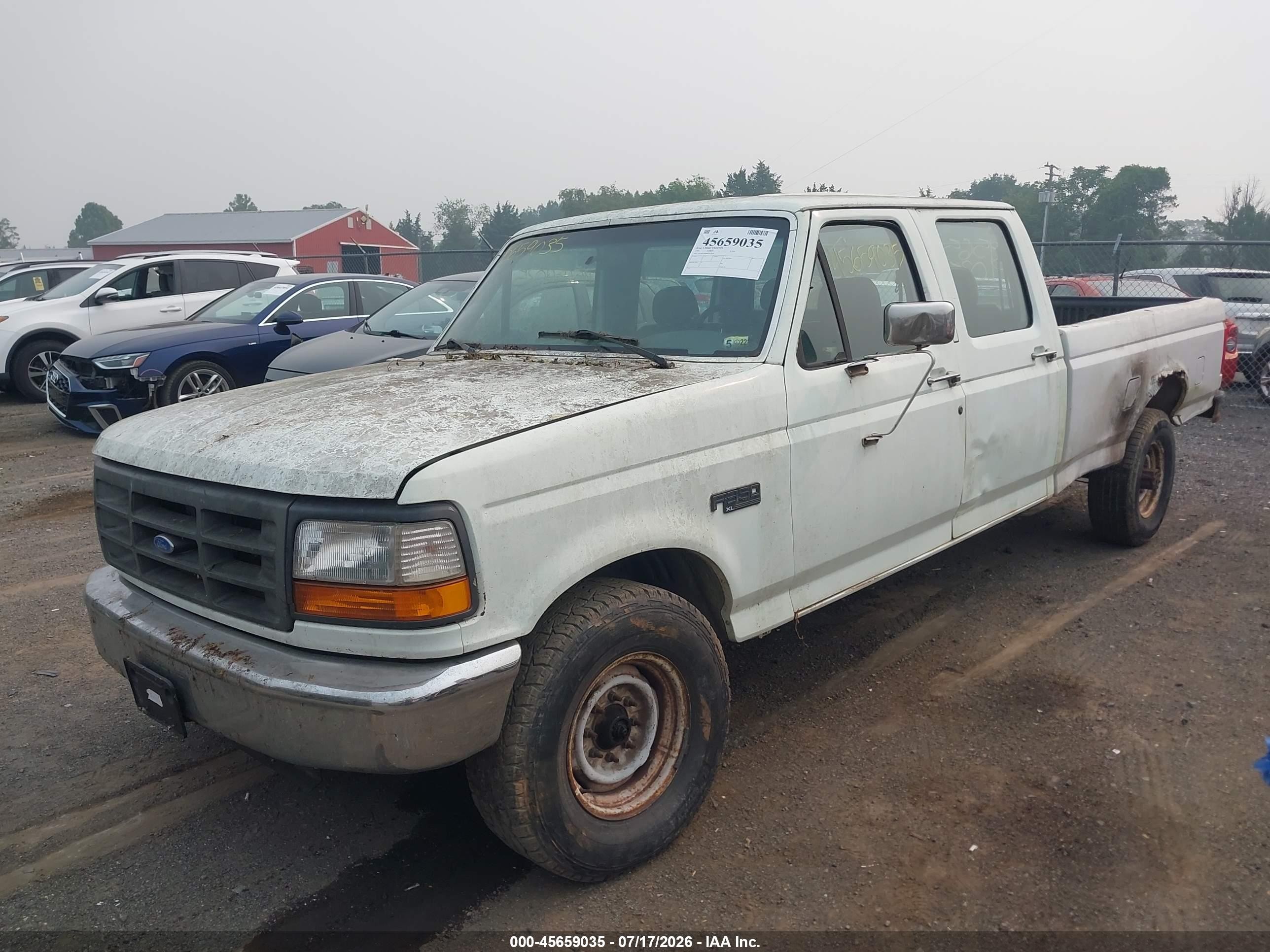 1994 Ford F350   White vin: 1FTJW35H4REA37829