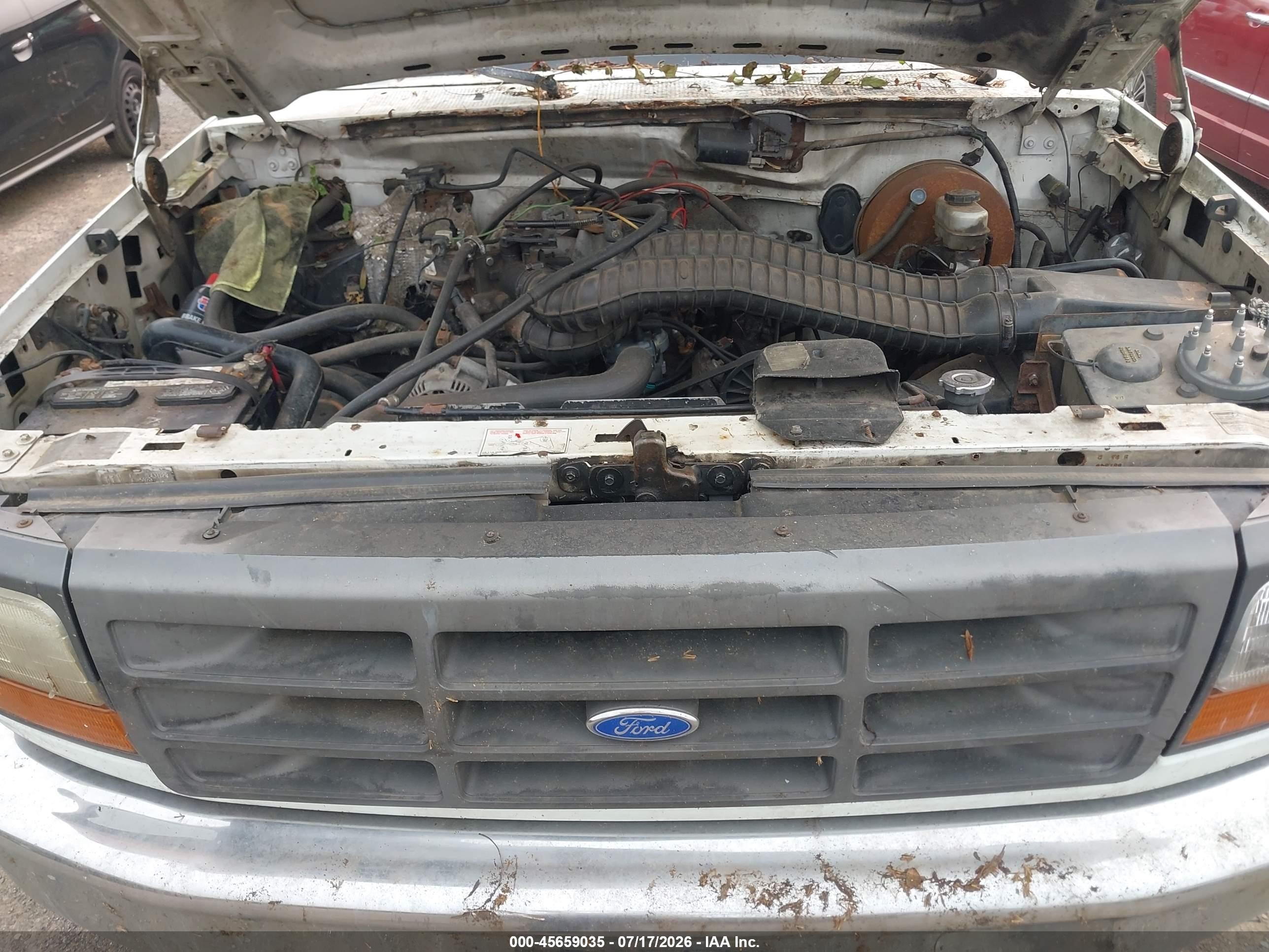 1994 Ford F350   White vin: 1FTJW35H4REA37829