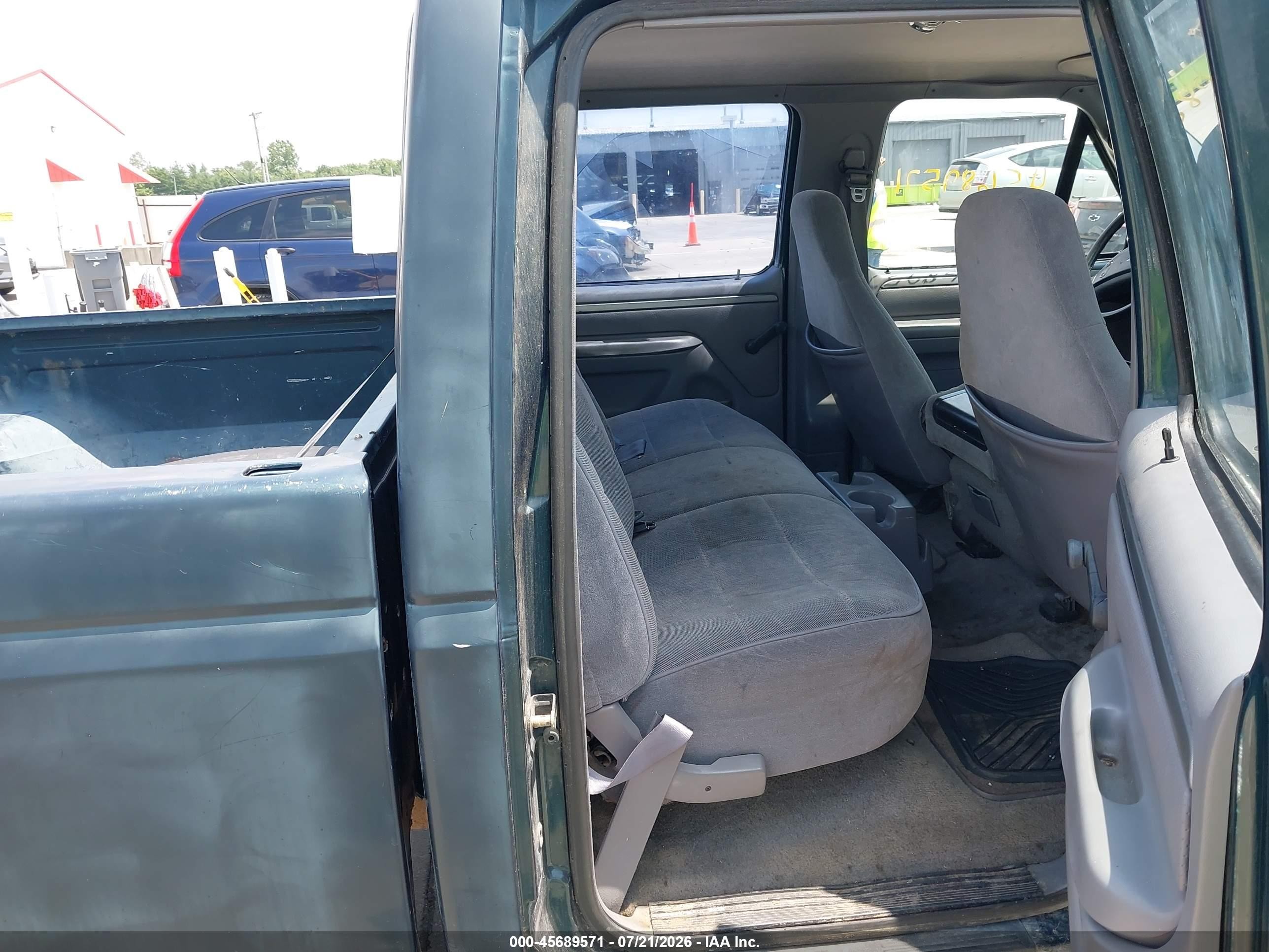 1994 Ford F350   Зеленый vin: 1FTJW35K8REA31513