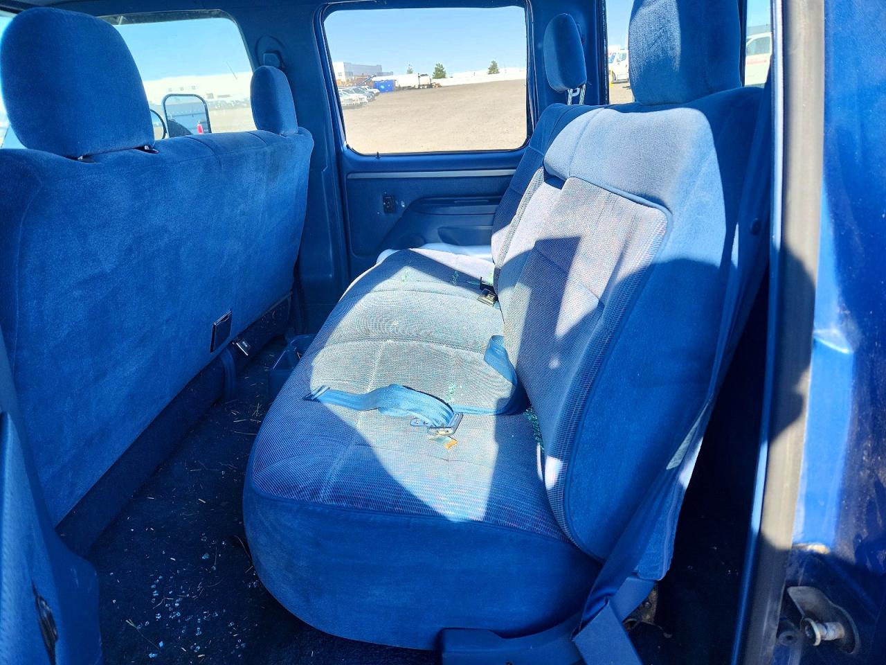 1994 Ford F350 Blue vin: 1FTJW35K9REA36087