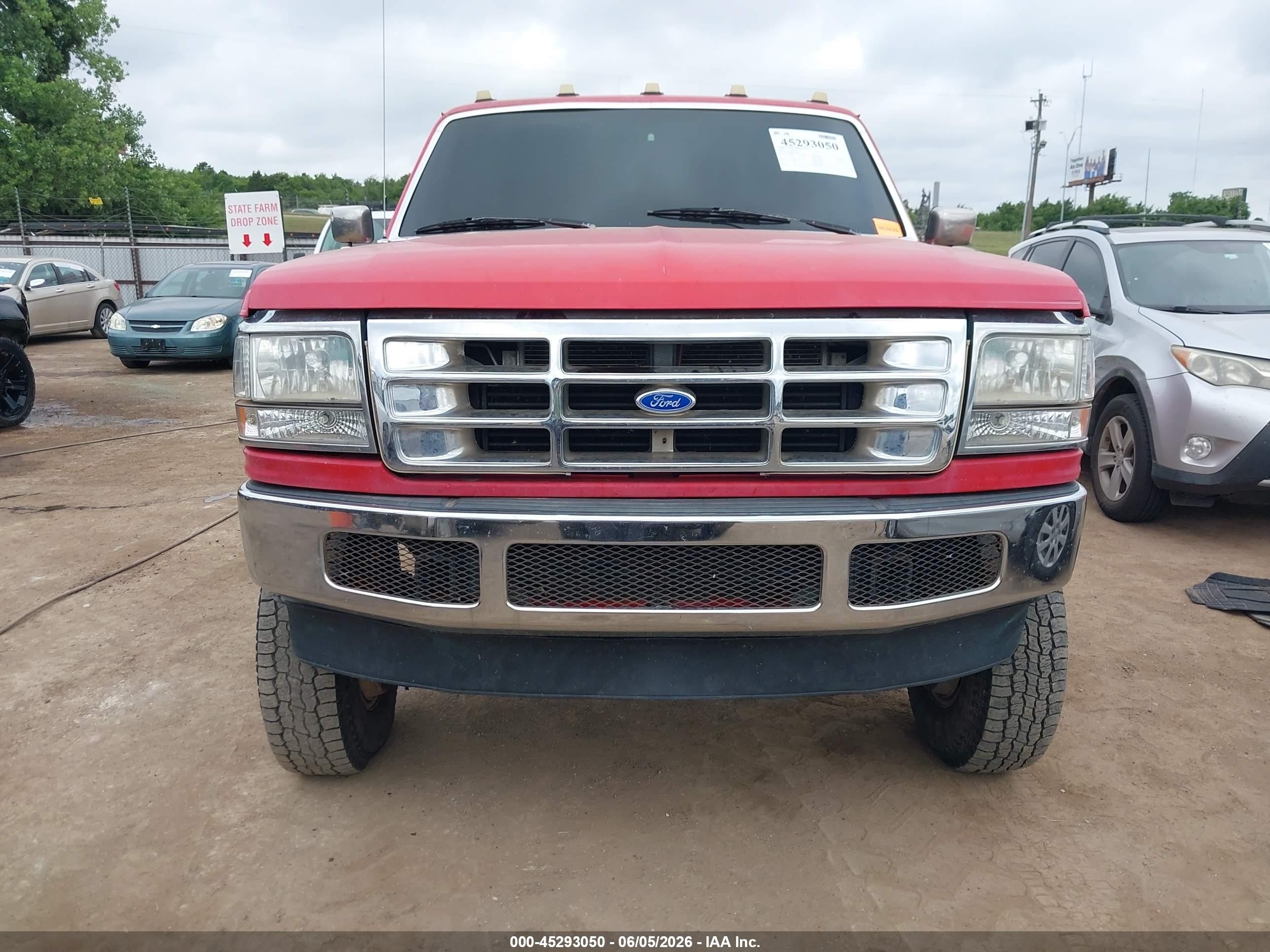 1995 Ford F350   Red vin: 1FTJW36F0SEA41265