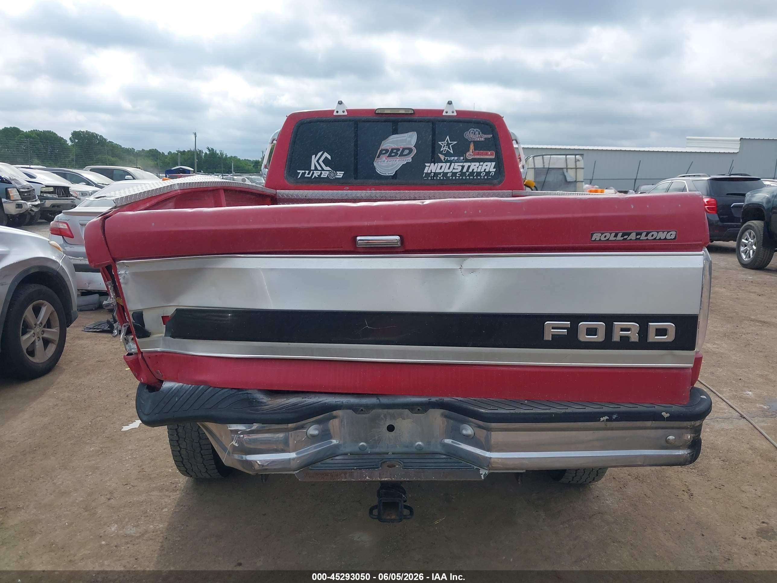 1995 Ford F350   Red vin: 1FTJW36F0SEA41265