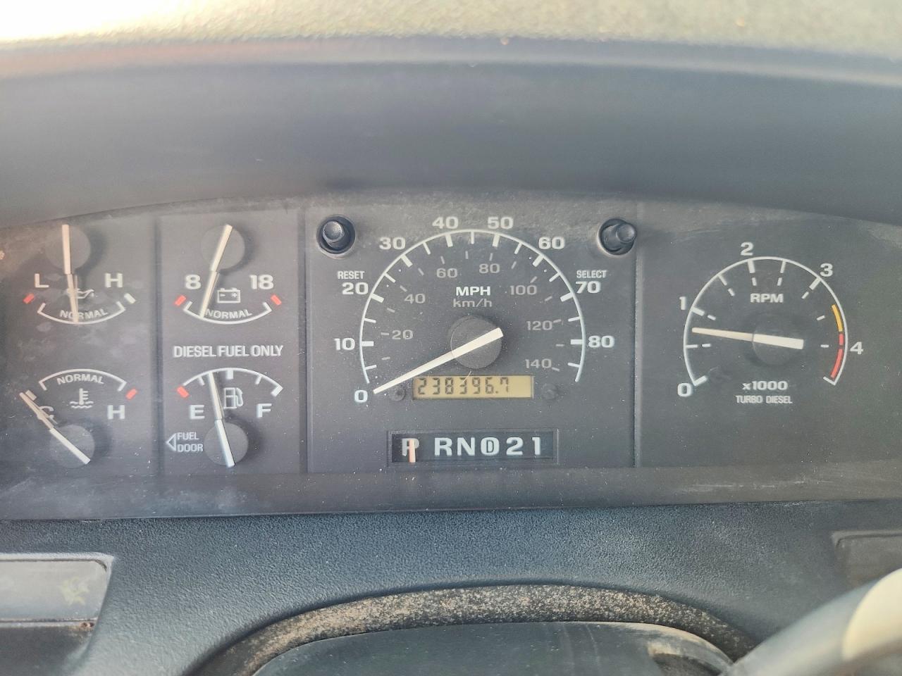 1997 Ford F350 Super Duty Белый vin: 1FTJW36F3VEC88283