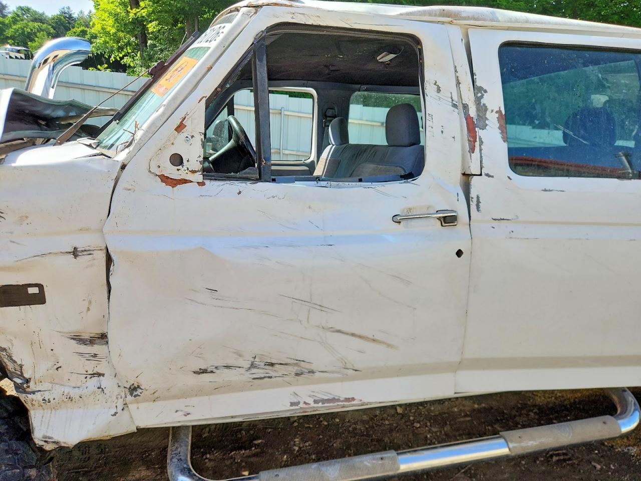 1997 Ford F350 White vin: 1FTJW36F4VEB46024