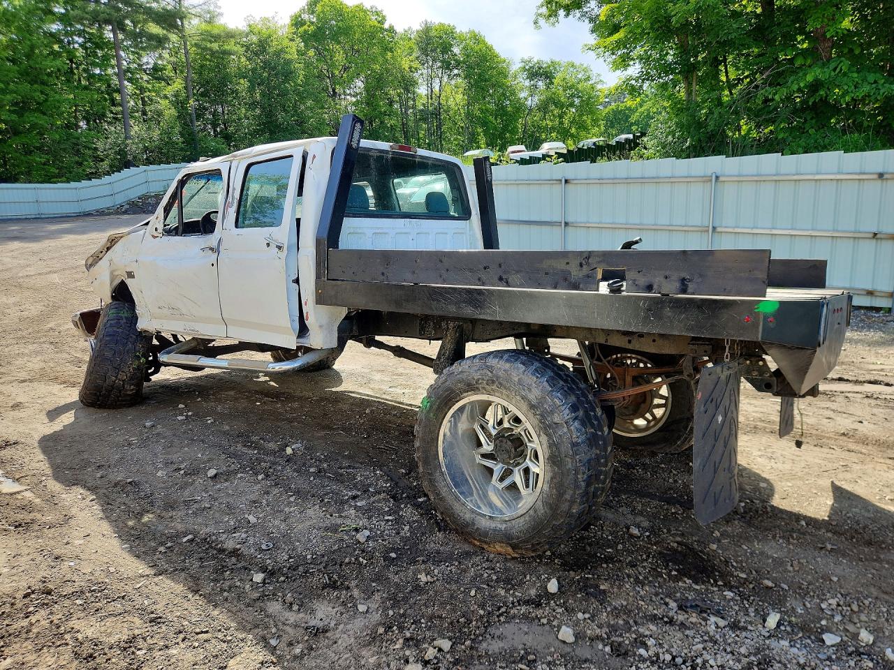 1997 Ford F350 White vin: 1FTJW36F4VEB46024