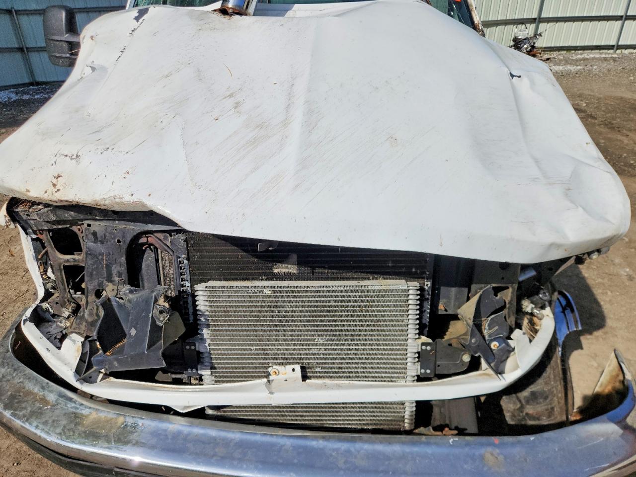 1997 Ford F350 White vin: 1FTJW36F4VEB46024