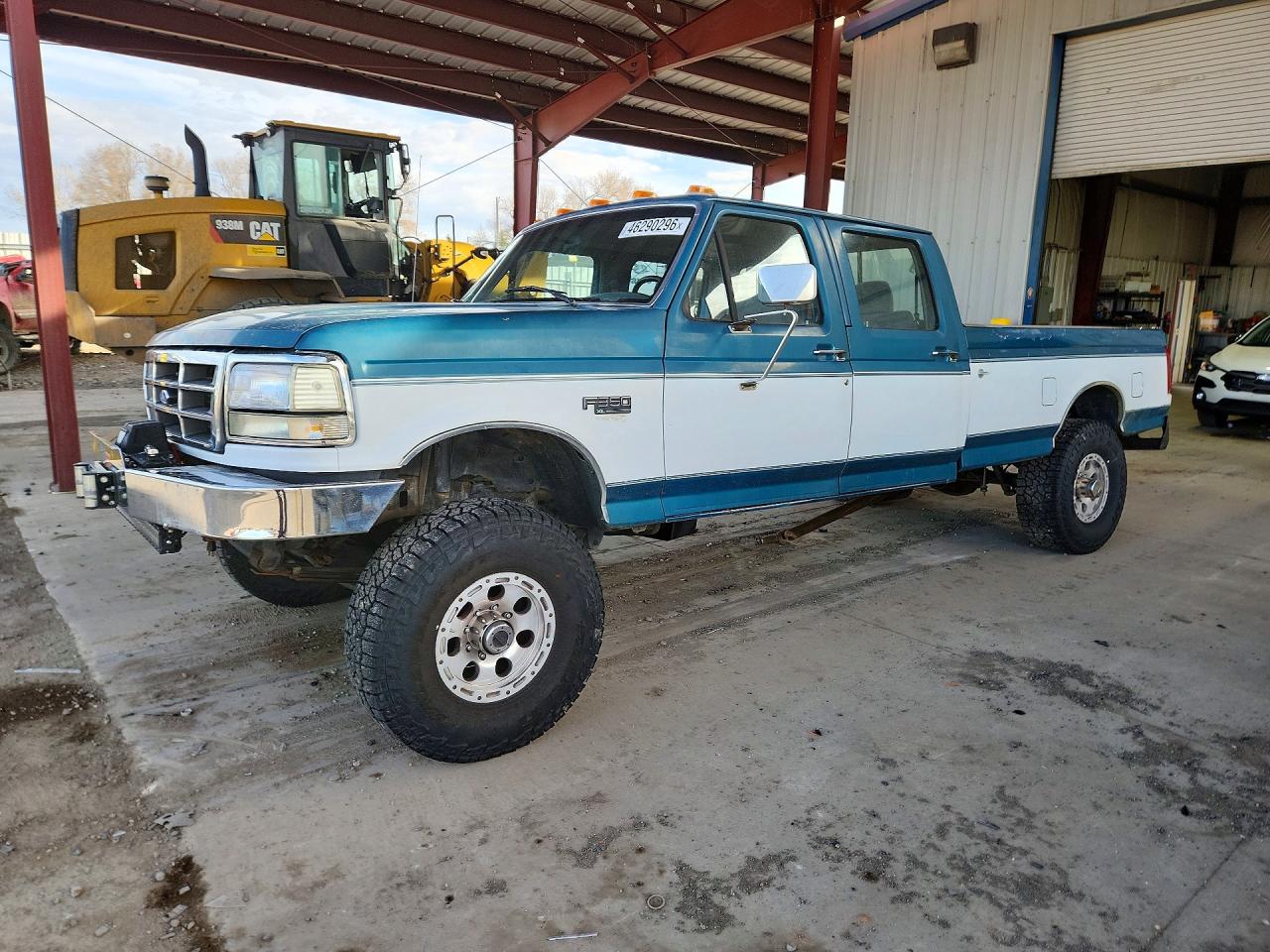 1995 Ford F350 Two Tone vin: 1FTJW36F5SEA22081