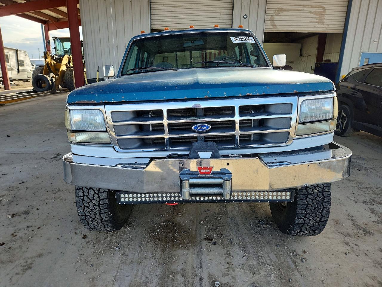 1995 Ford F350 Two Tone vin: 1FTJW36F5SEA22081