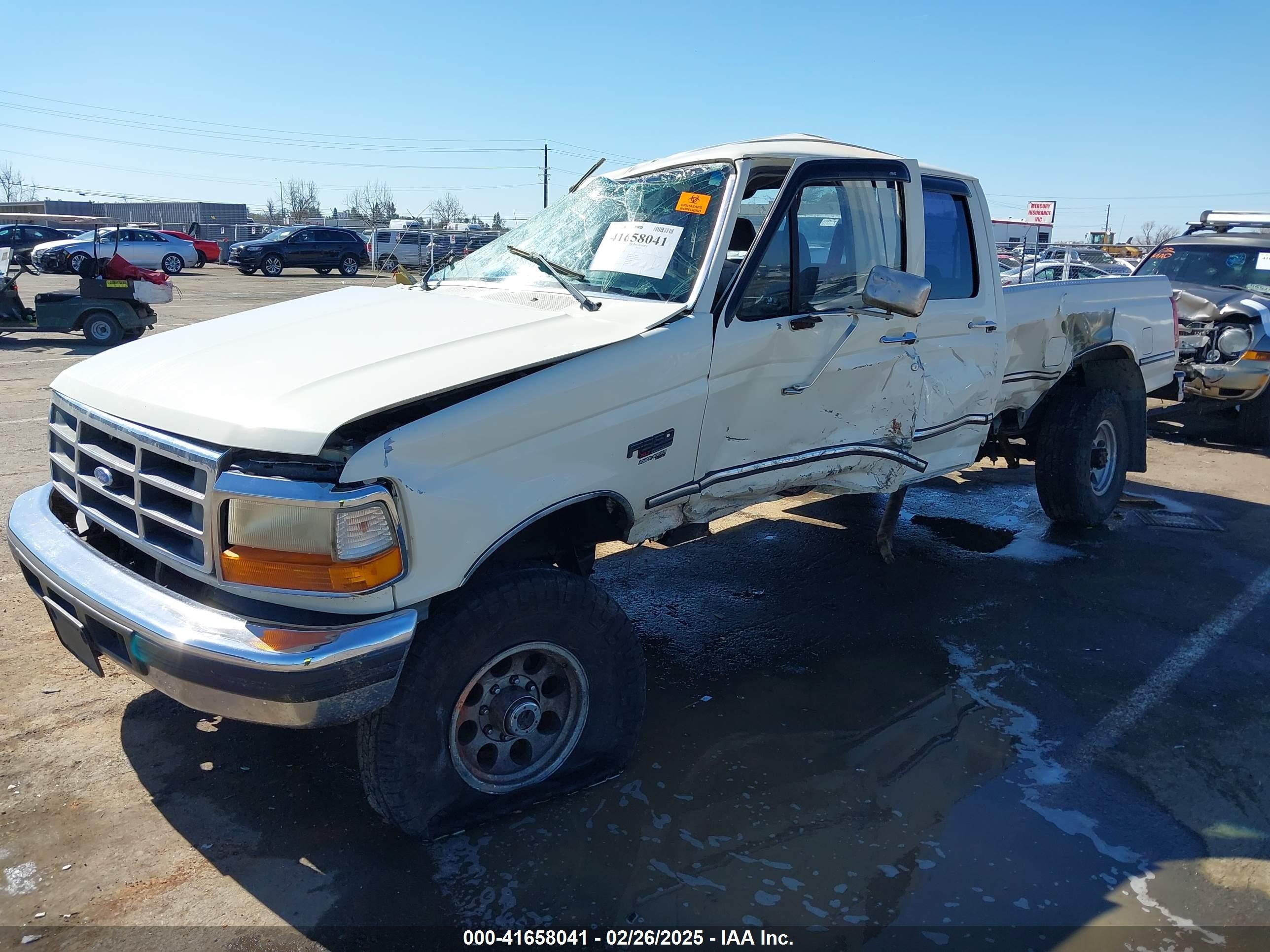1995 Ford F350   White vin: 1FTJW36F5SEA51337