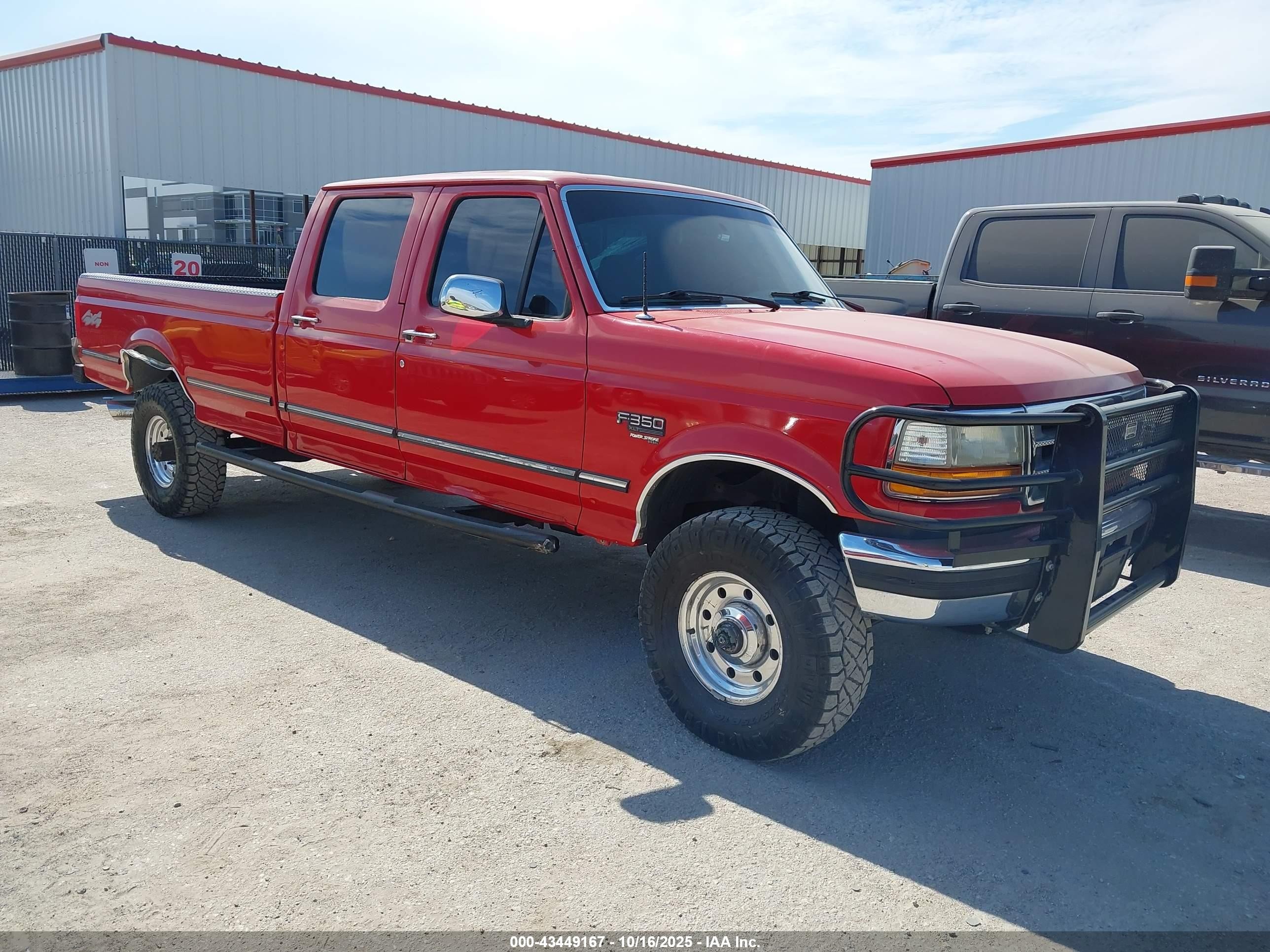 1995 Ford F350   Red vin: 1FTJW36F9SEA47209