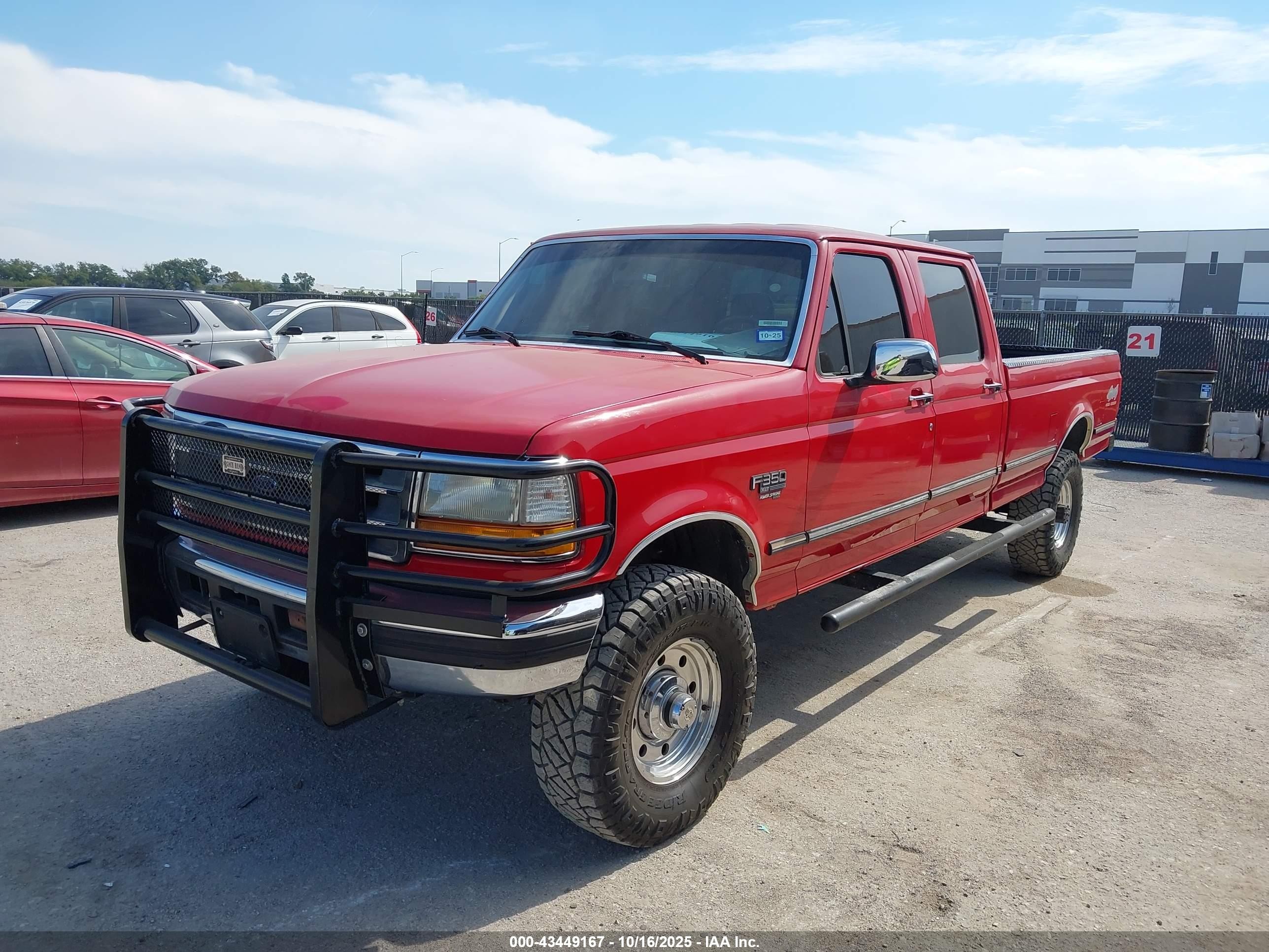 1995 Ford F350   Red vin: 1FTJW36F9SEA47209